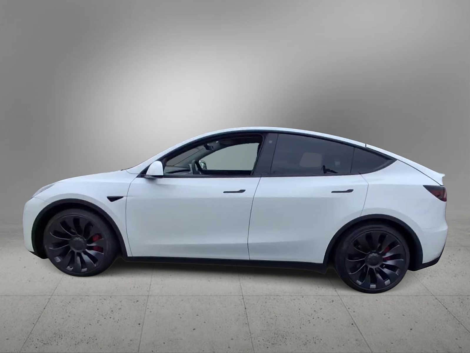 Thumbnail: 2022 Tesla Model Y - 5