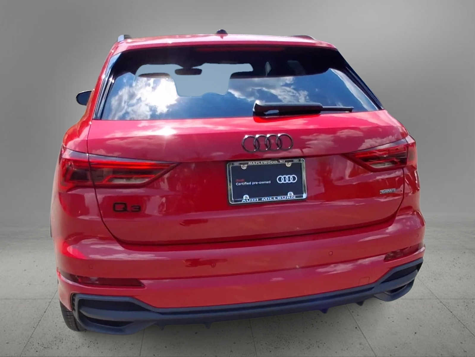 Thumbnail: 2024 Audi Q3 - 7