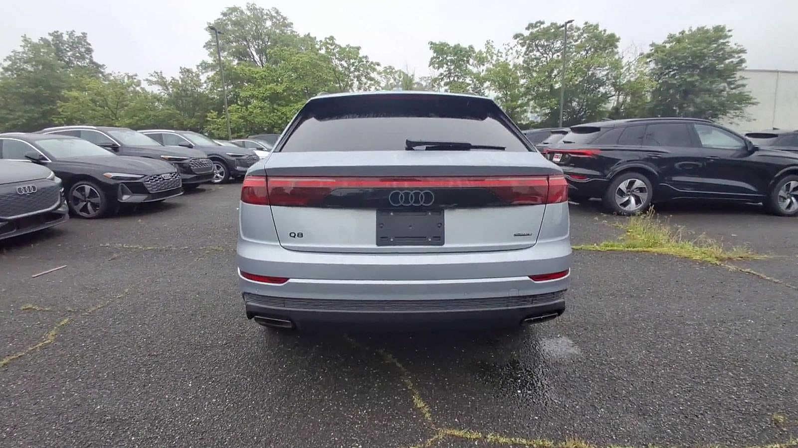 Thumbnail: 2025 Audi Q8 - 7