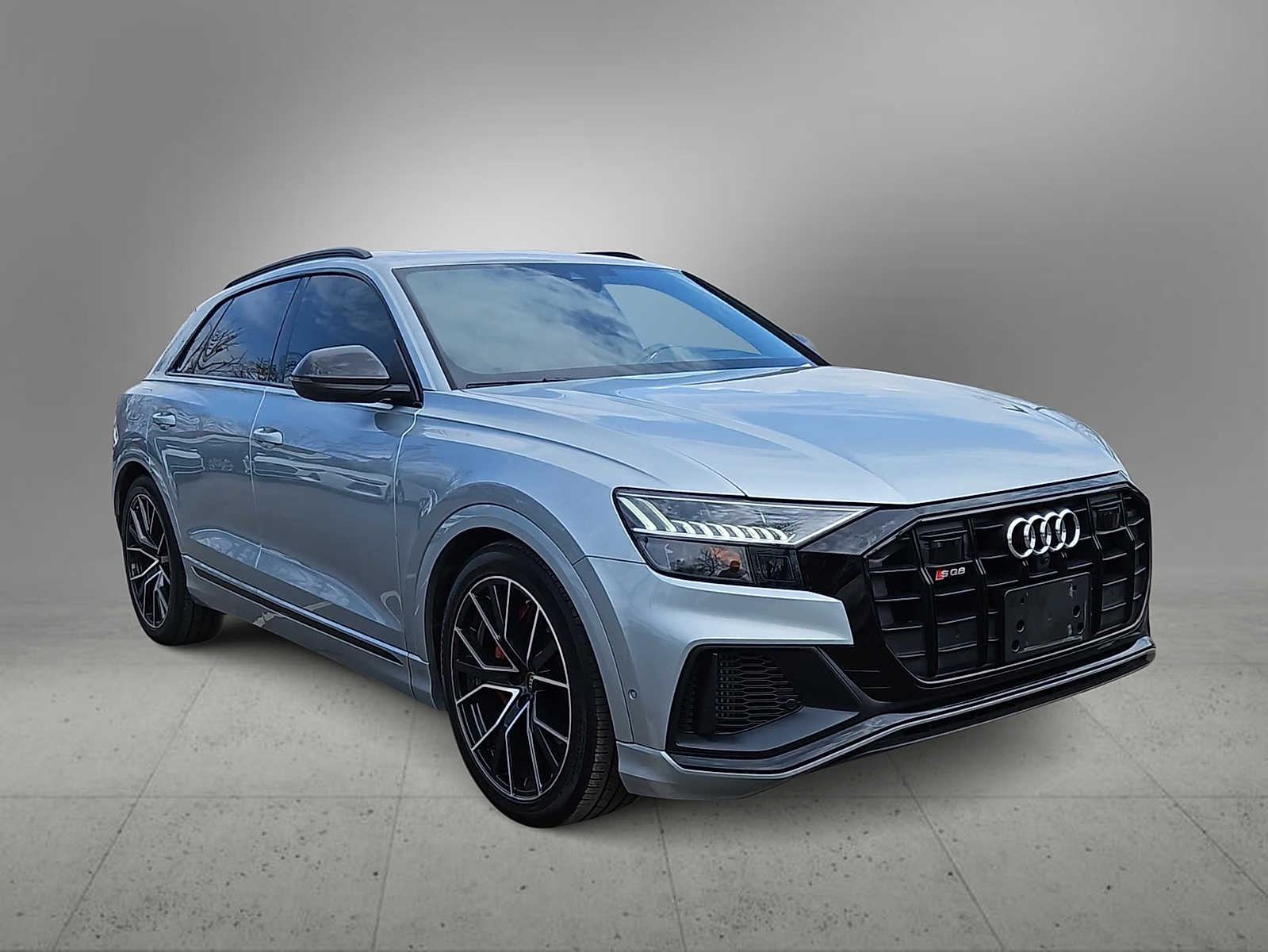 Thumbnail: 2023 Audi SQ8 - 2