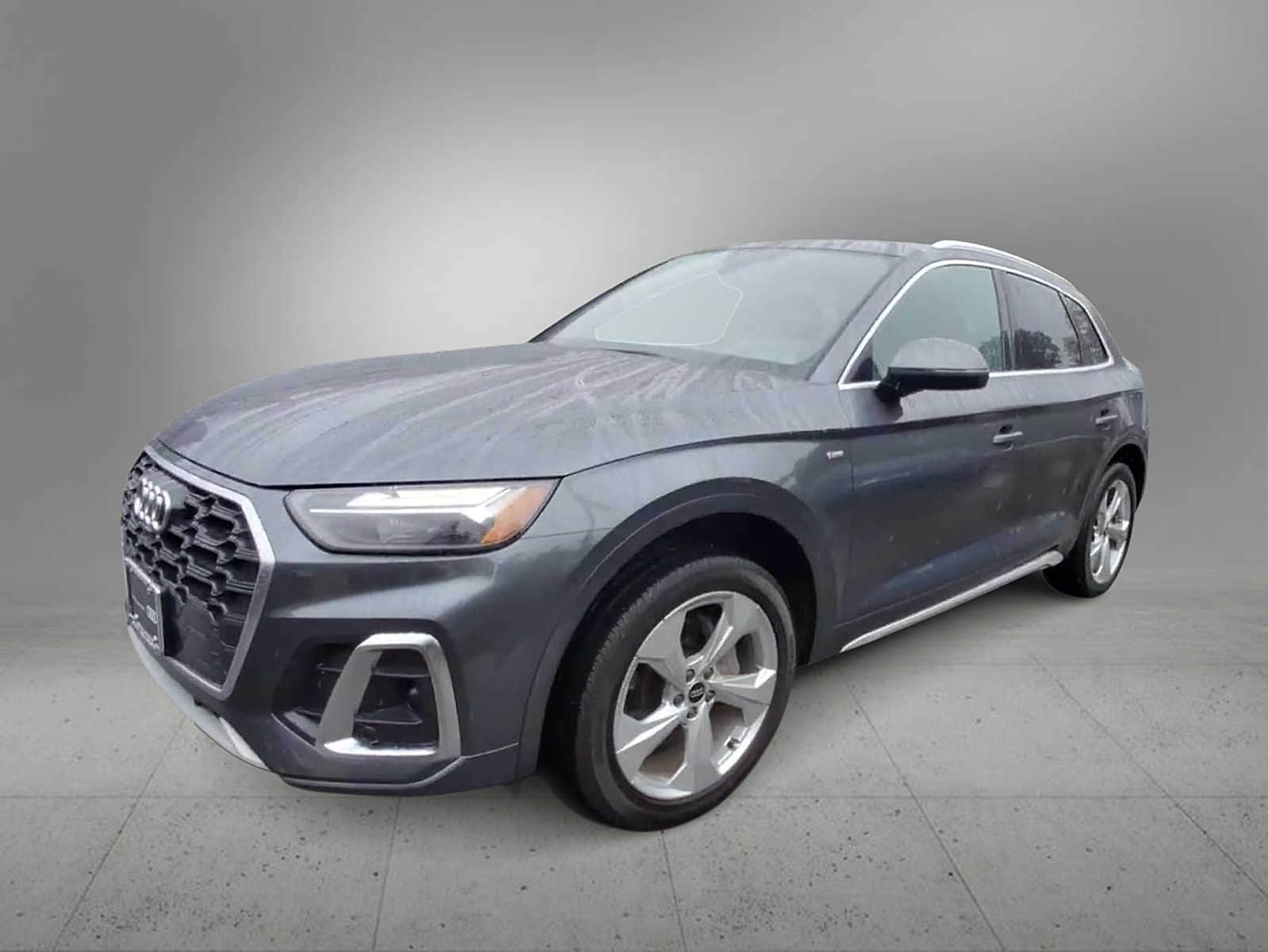 Thumbnail: 2022 Audi Q5 - 4