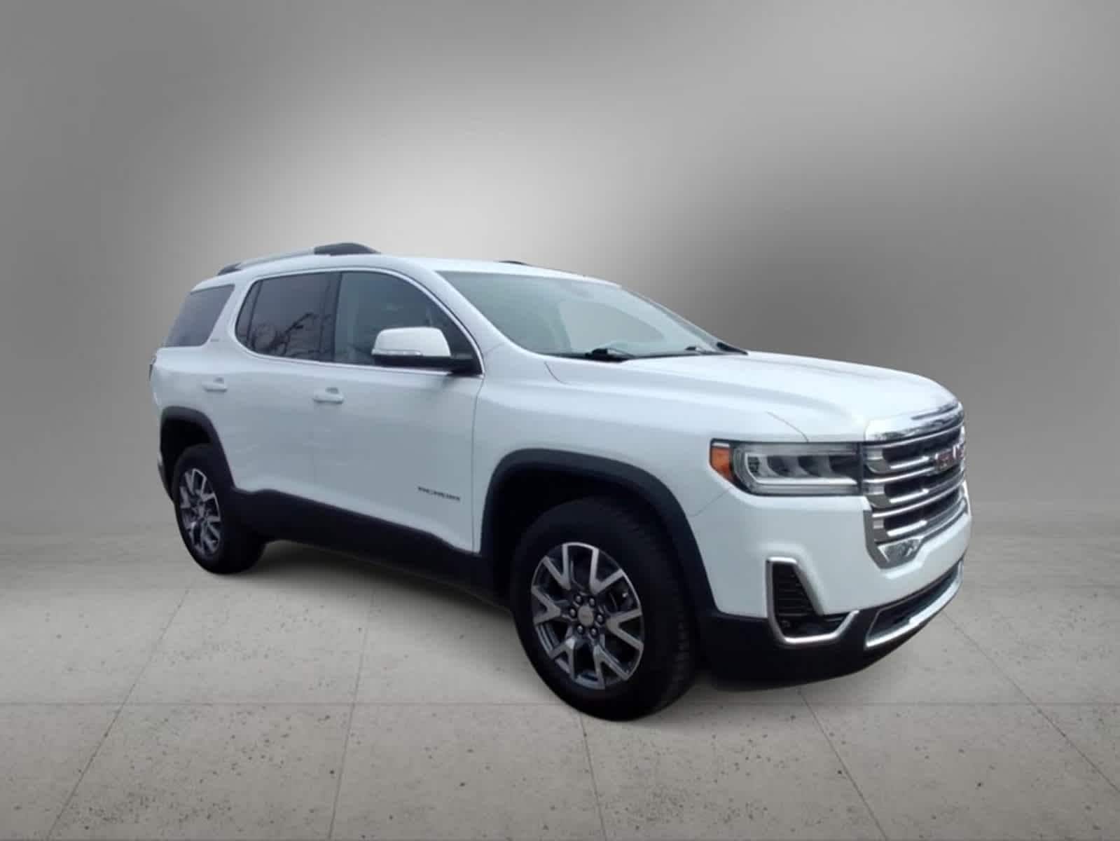 2023 GMC Acadia SLT 2