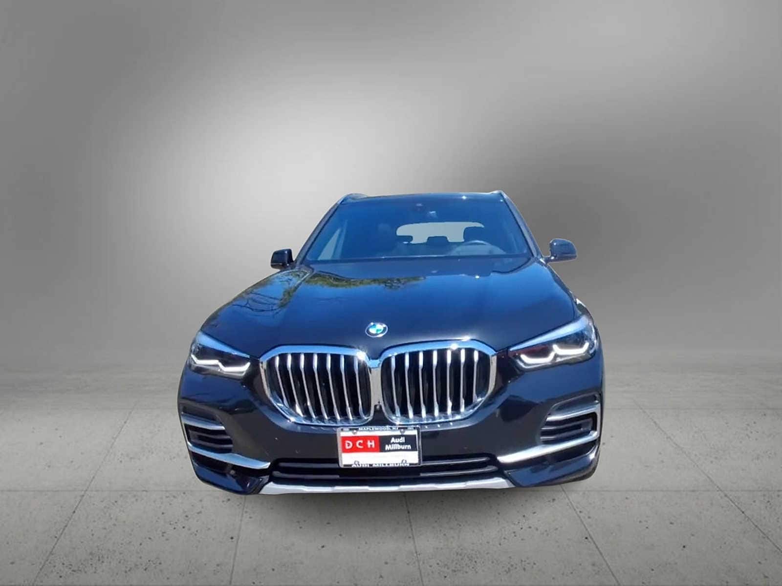 Thumbnail: 2022 BMW X5 - 3