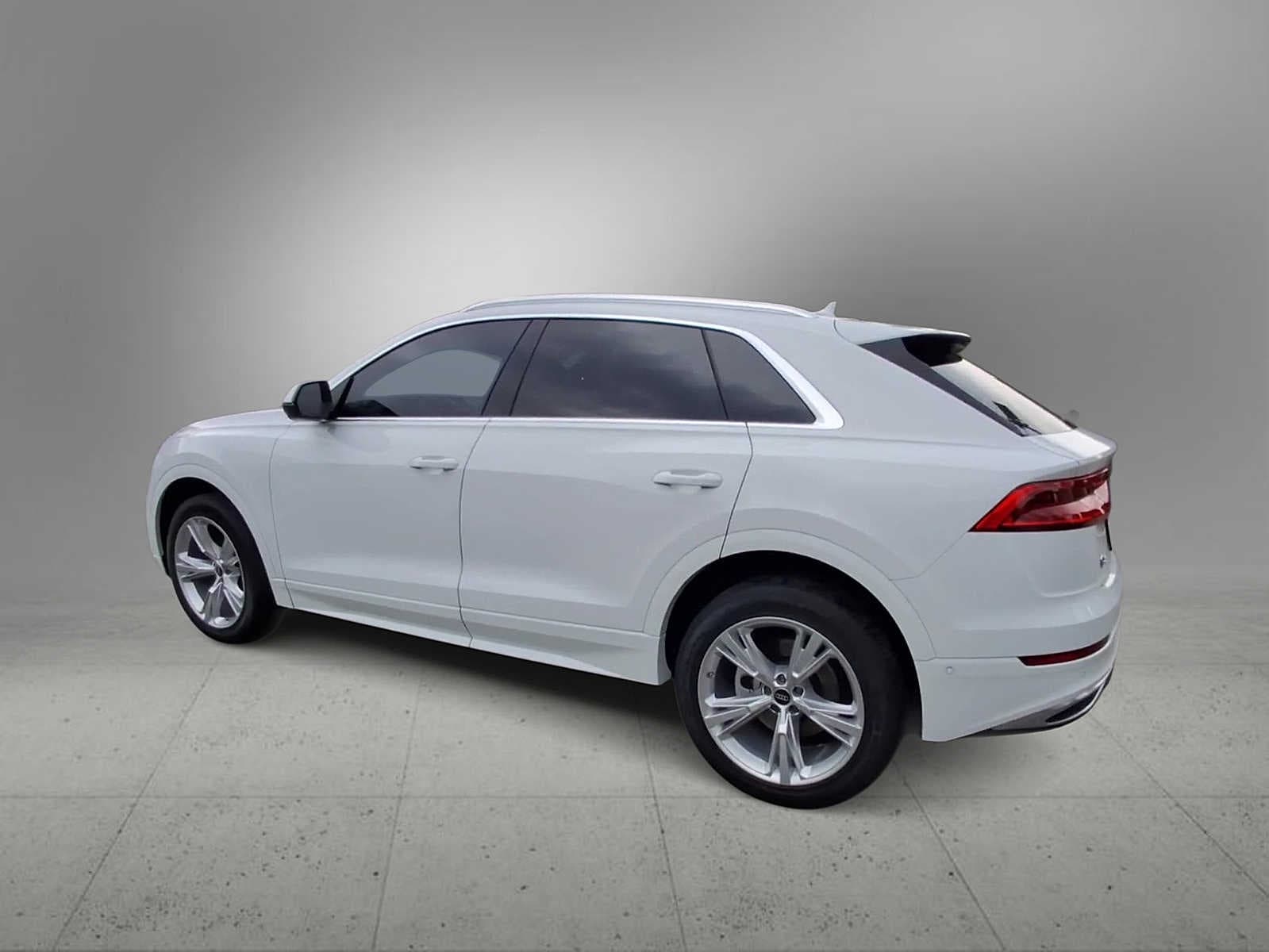 Thumbnail: 2023 Audi Q8 - 5