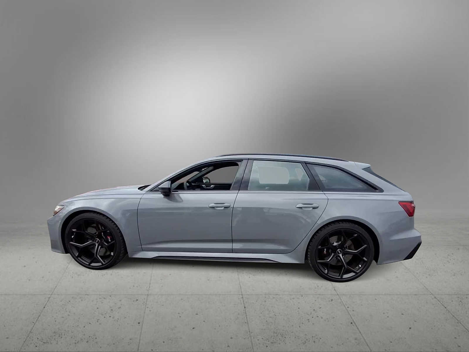 Thumbnail: 2026 Audi RS 6 - 5