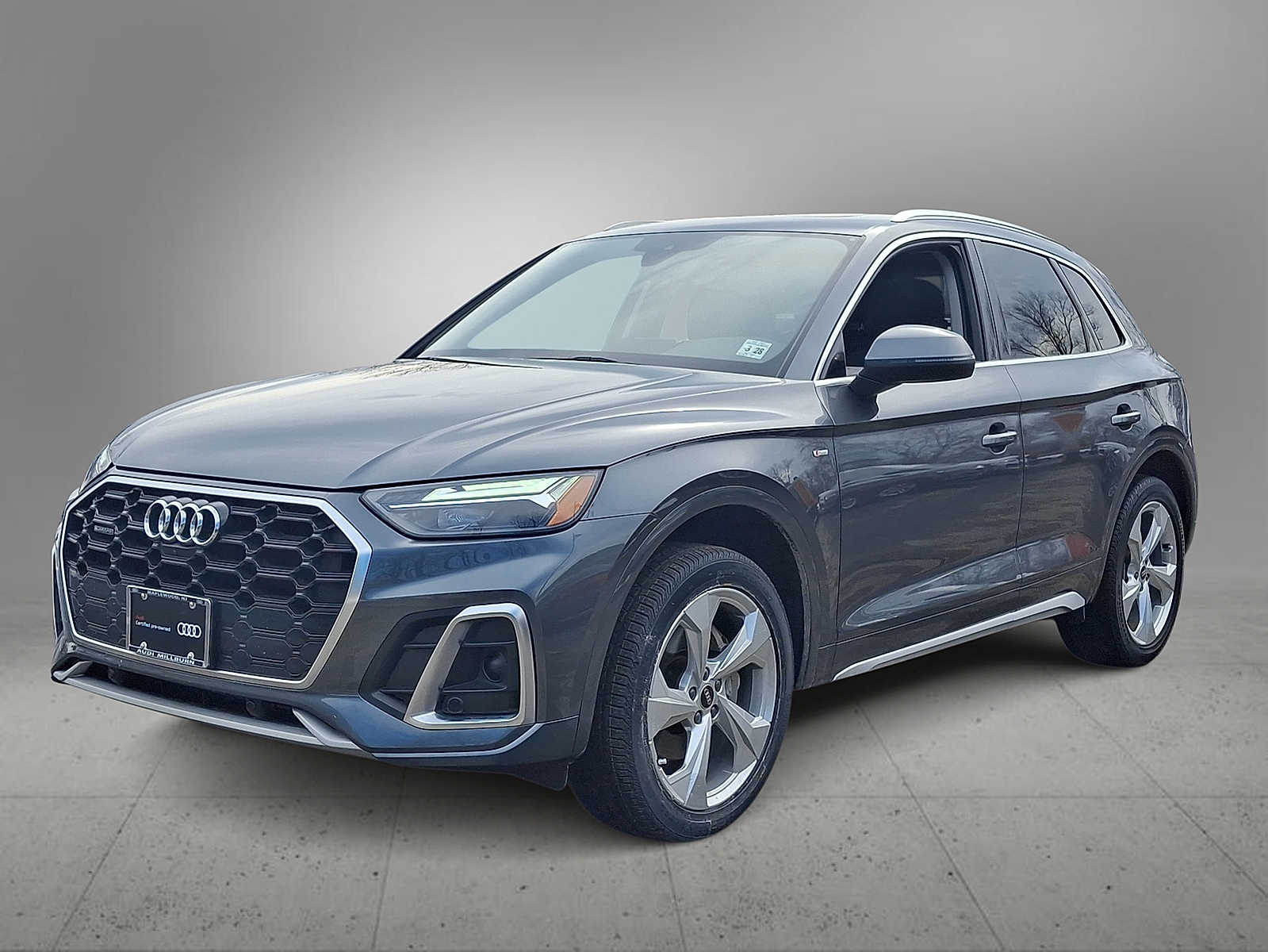 Thumbnail: 2023 Audi Q5 - 1