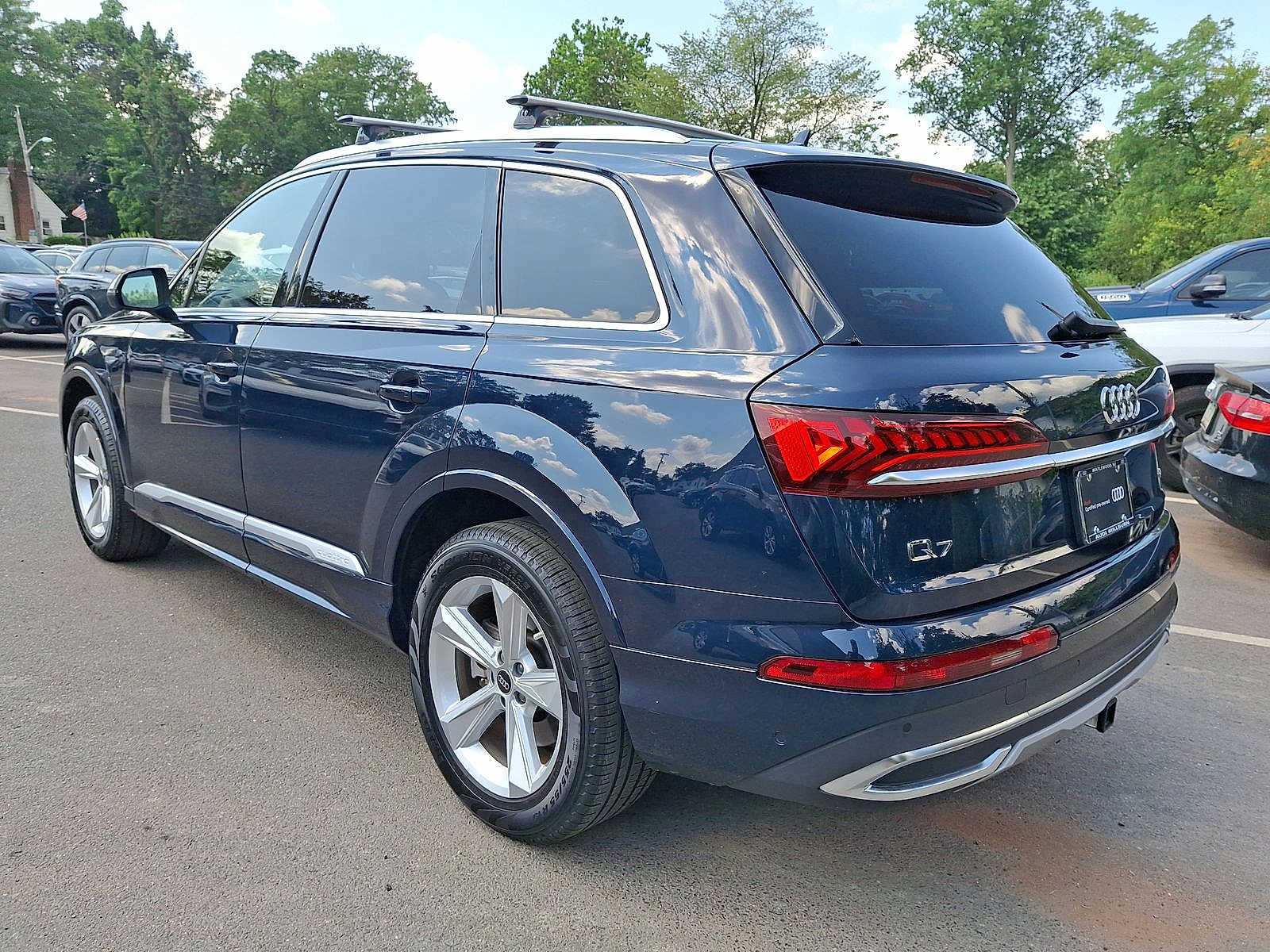 Thumbnail: 2023 Audi Q7 - 22
