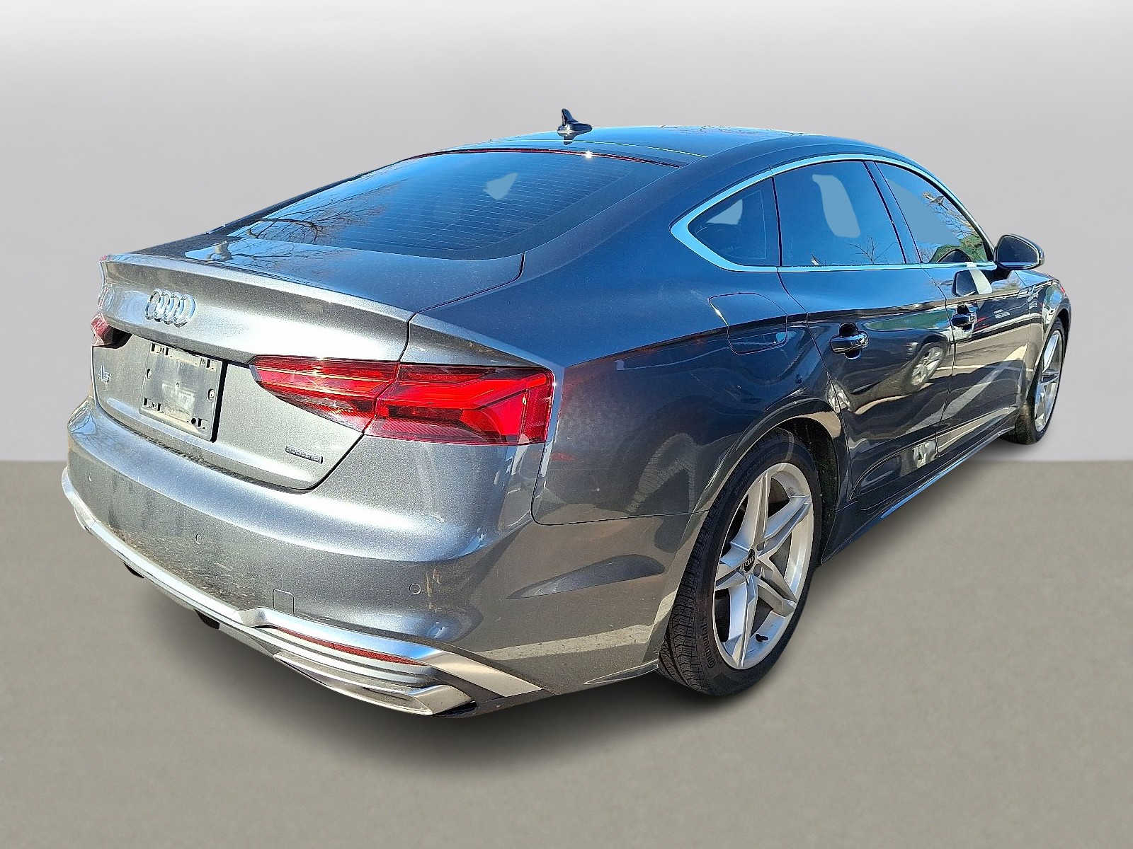 Thumbnail: 2022 Audi A5 - 3