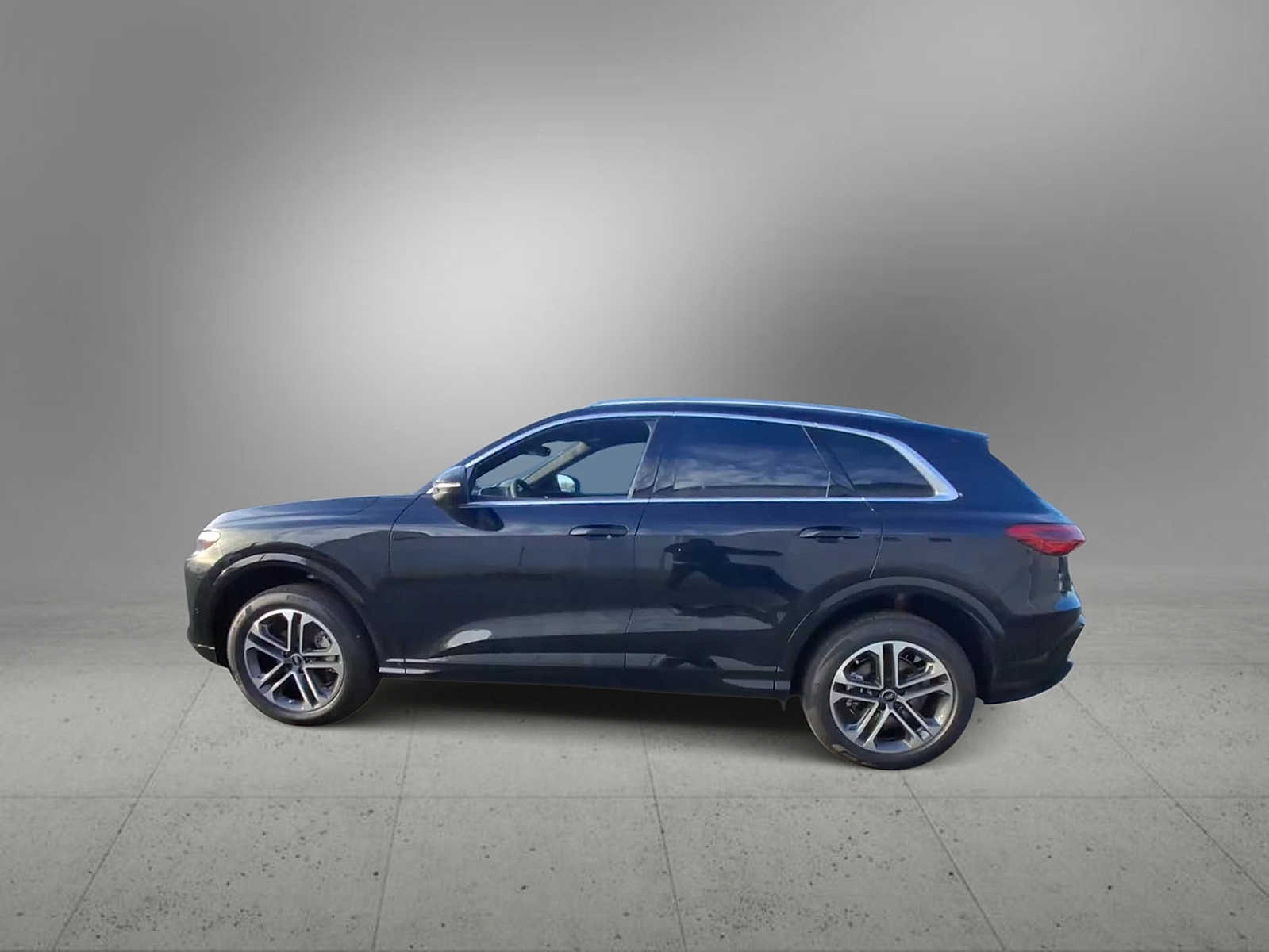 Thumbnail: 2025 Audi Q5 - 5