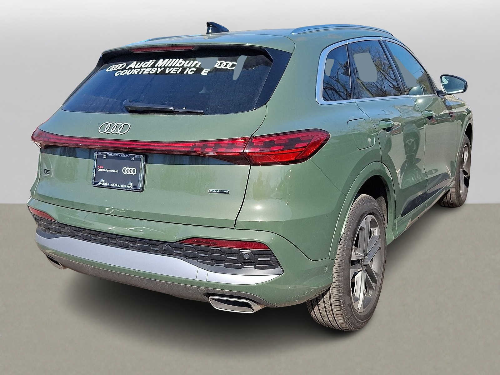 Thumbnail: 2025 Audi Q5 - 3