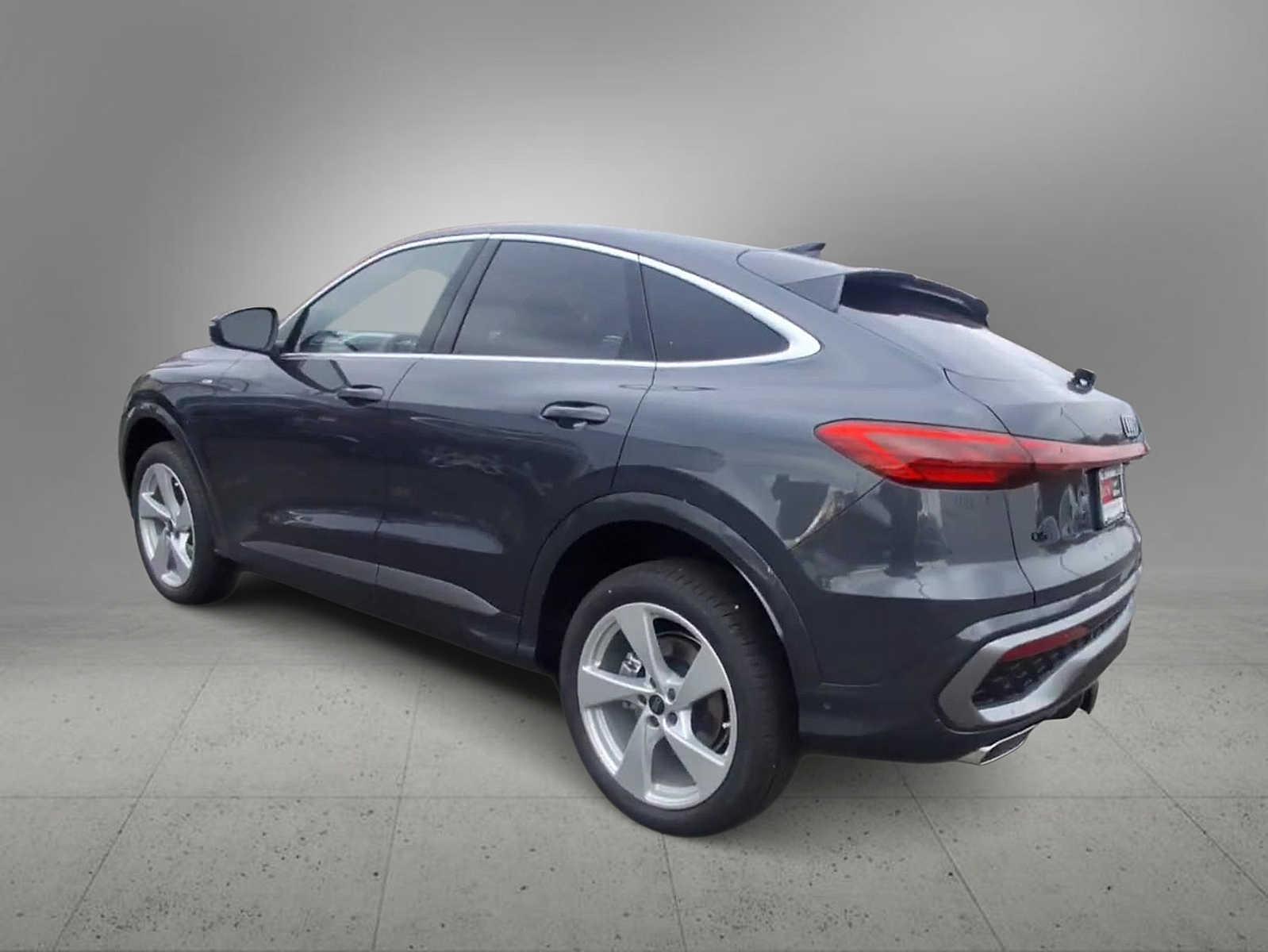 Thumbnail: 2025 Audi Q5 - 6