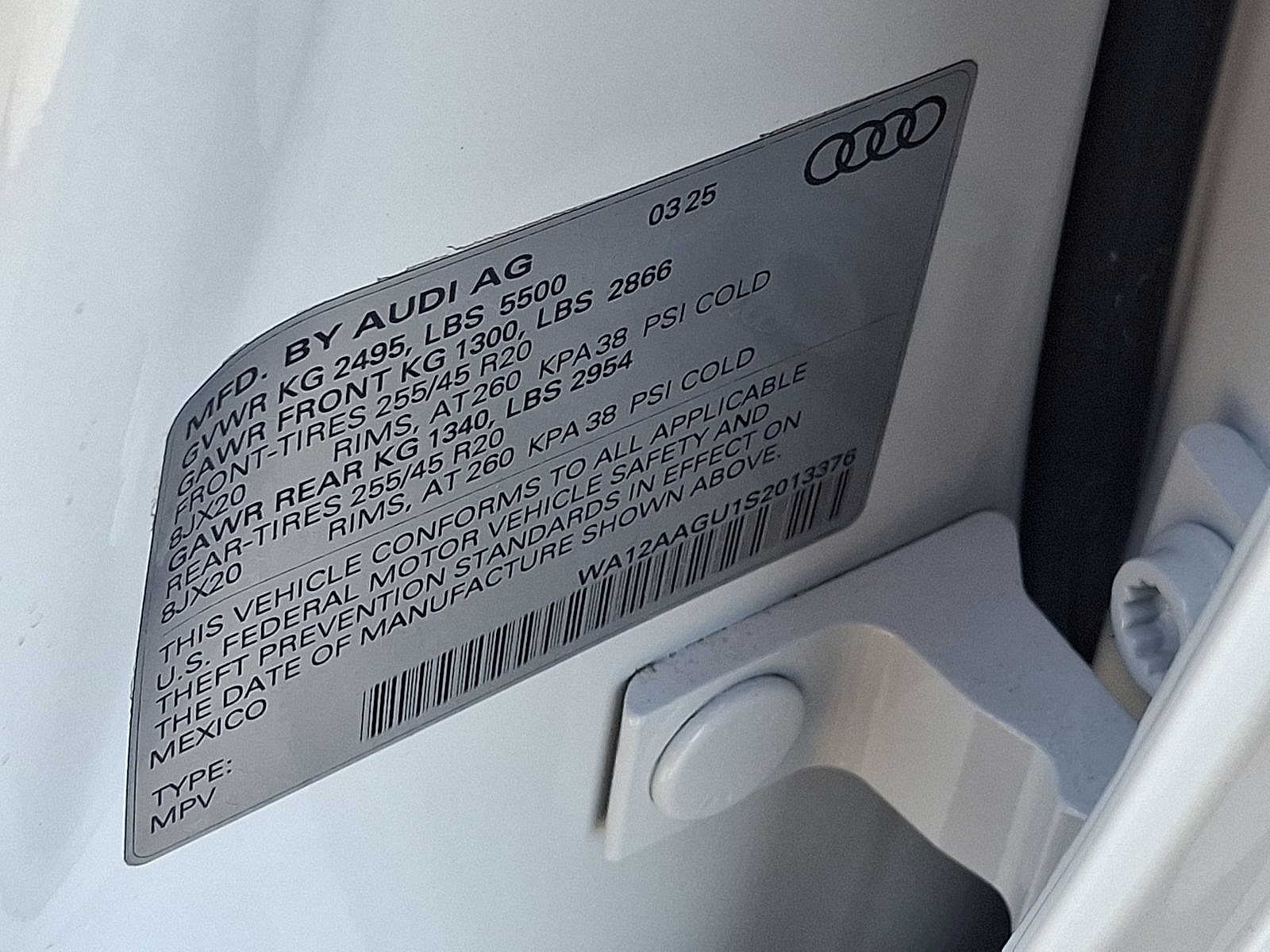 Thumbnail: 2025 Audi Q5 - 16