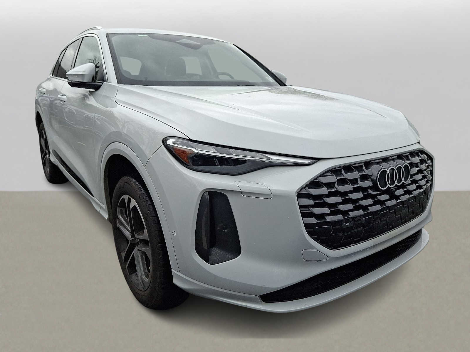 Thumbnail: 2025 Audi Q5 - 2