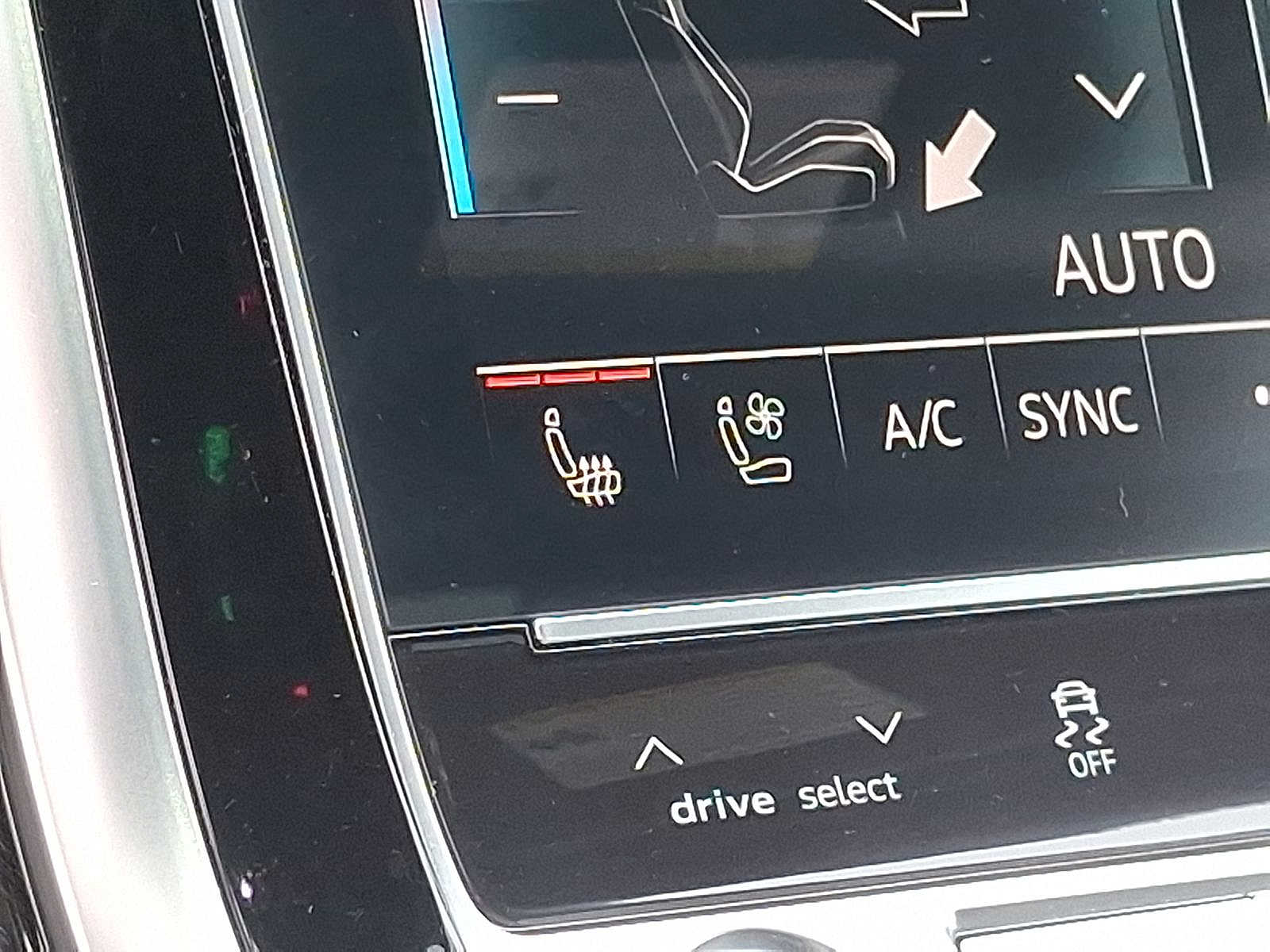 Thumbnail: 2025 Audi Q7 - 19