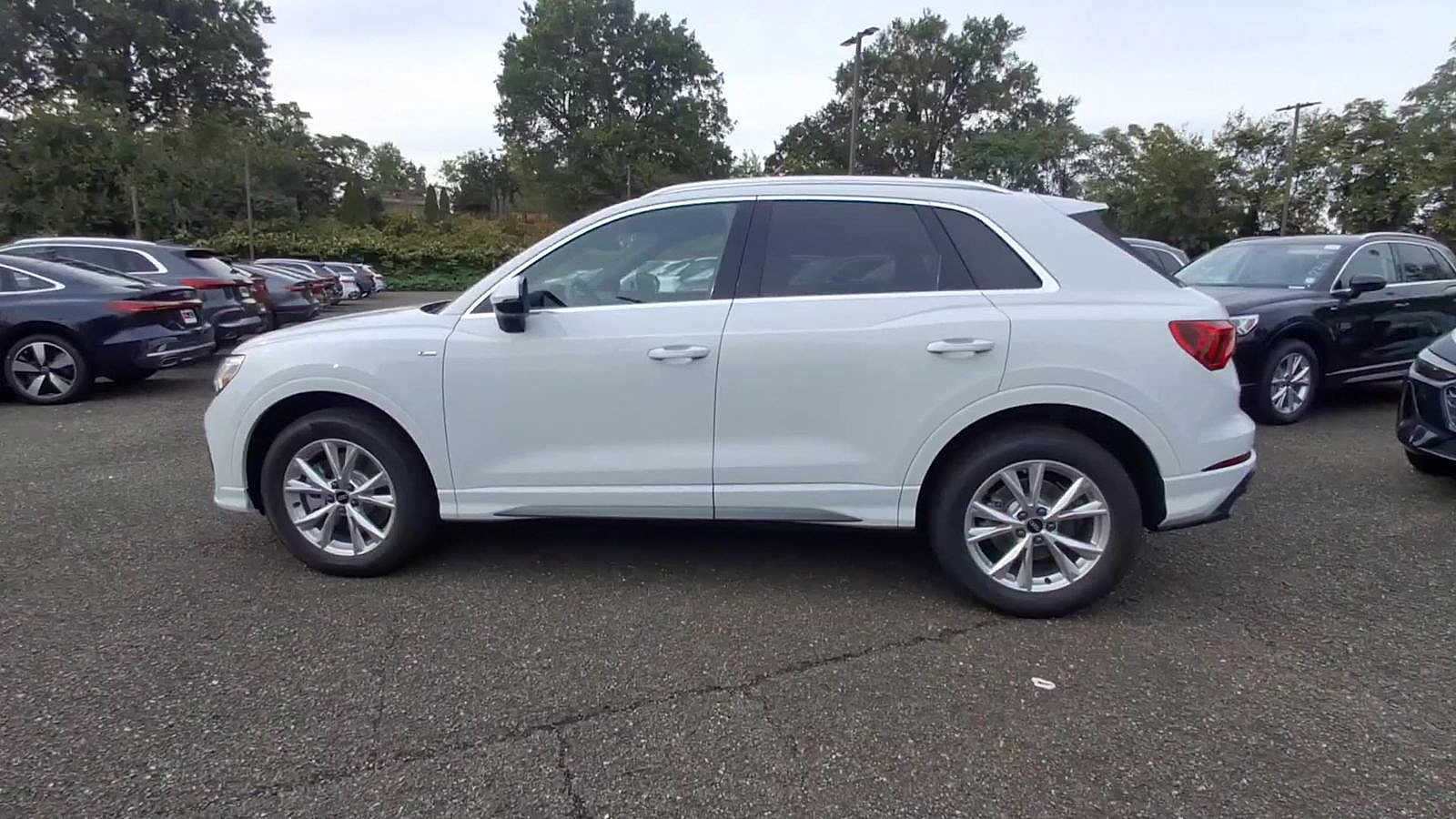 Thumbnail: 2025 Audi Q3 - 5