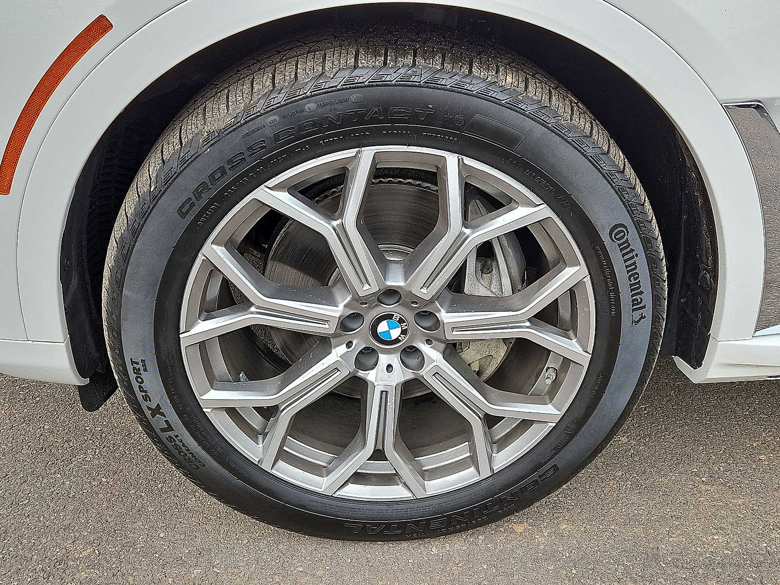 Thumbnail: 2019 BMW X7 - 27