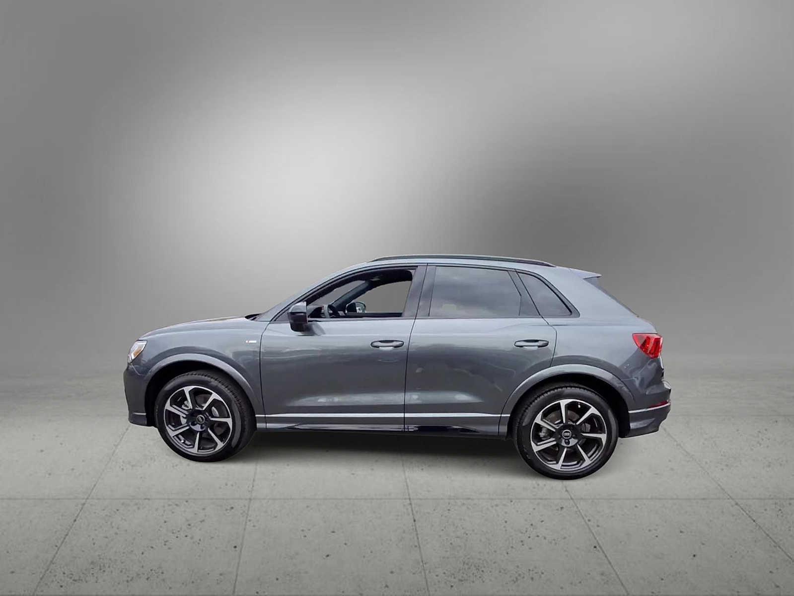 Thumbnail: 2025 Audi Q3 - 5