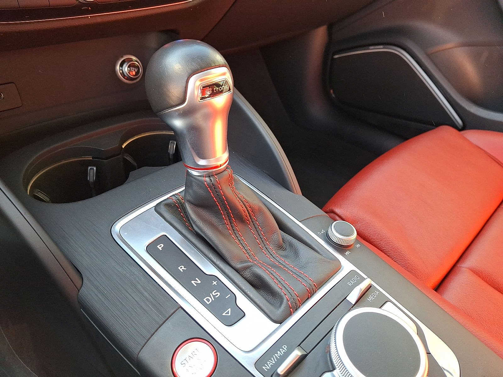 Thumbnail: 2020 Audi S3 - 11