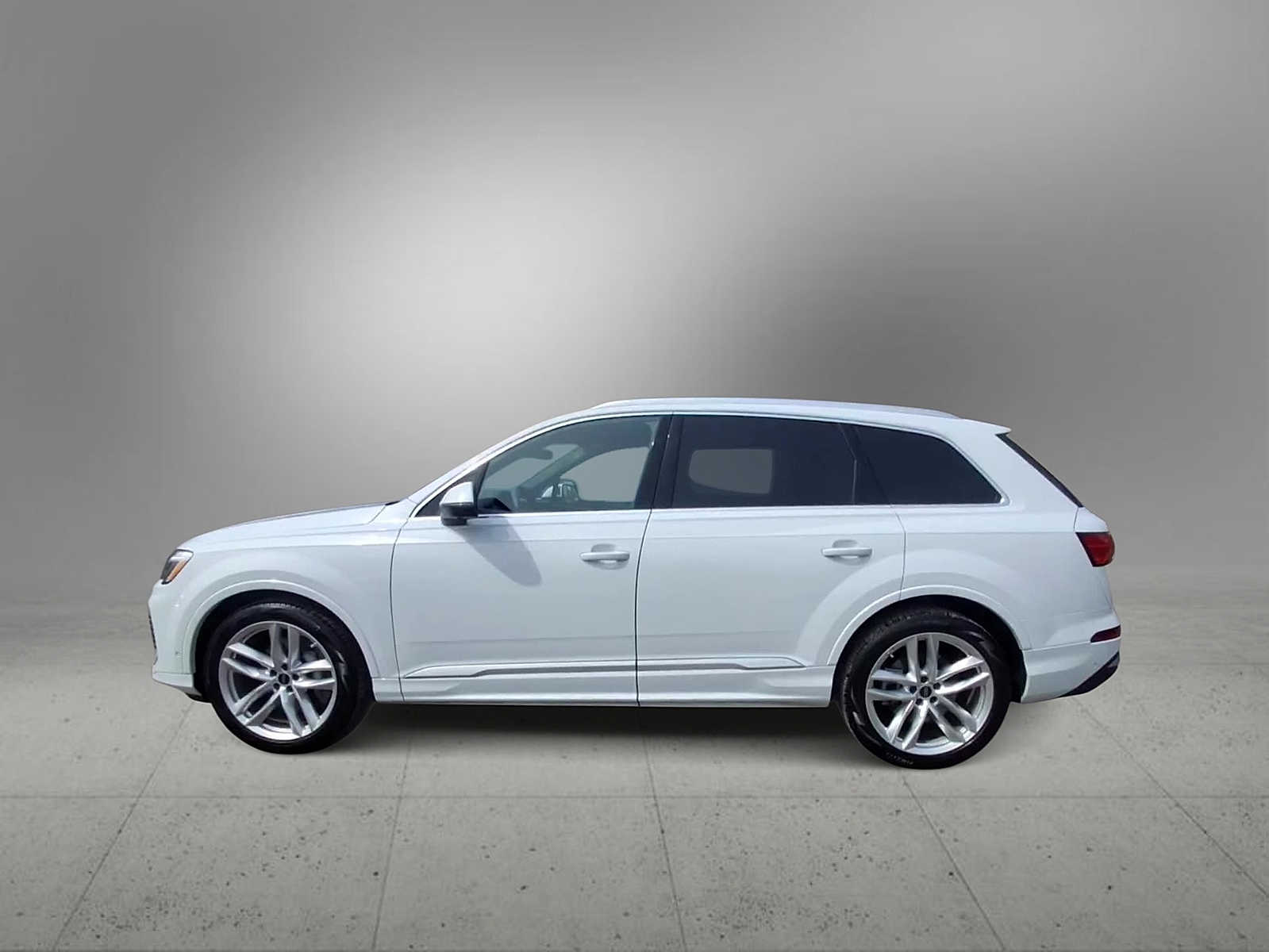 Thumbnail: 2025 Audi Q7 - 5