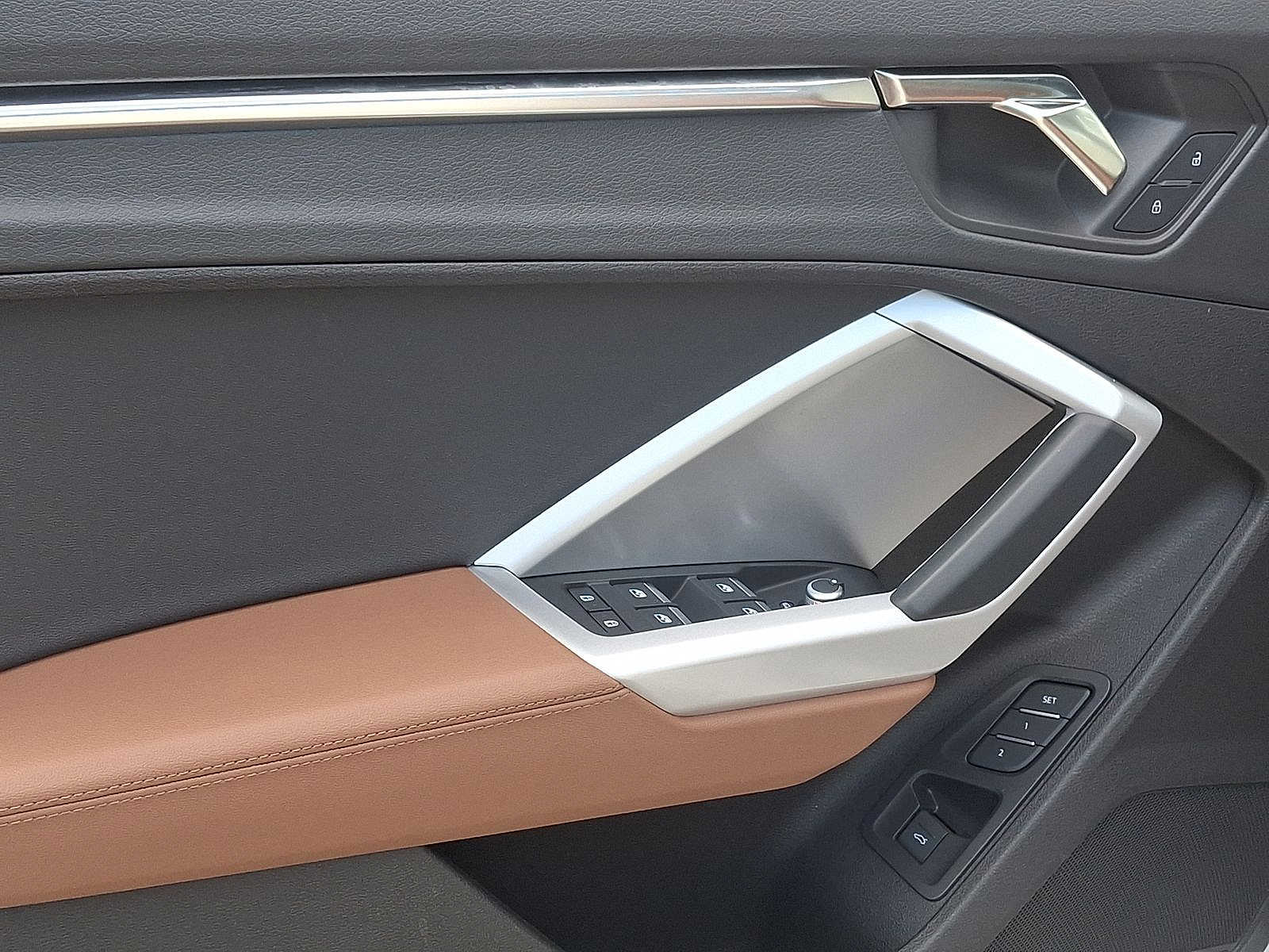 Thumbnail: 2022 Audi Q3 - 10