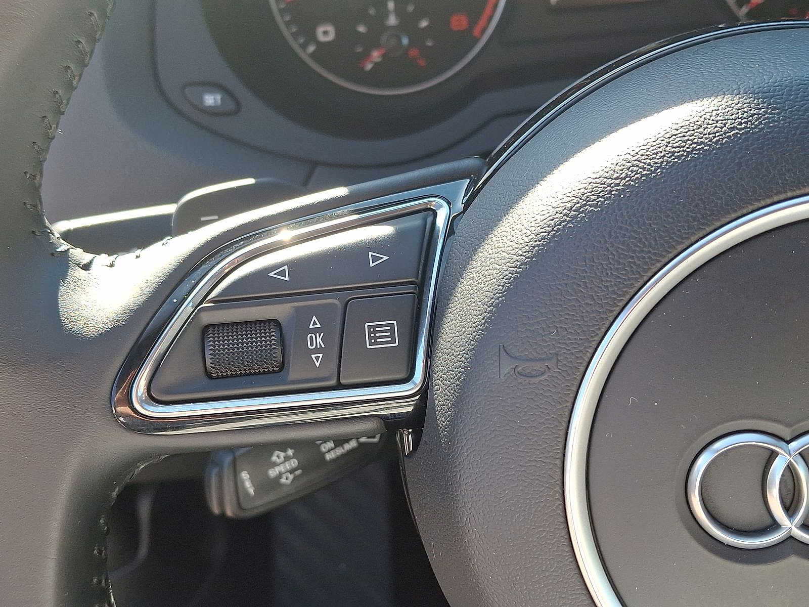 Thumbnail: 2015 Audi Q3 - 17