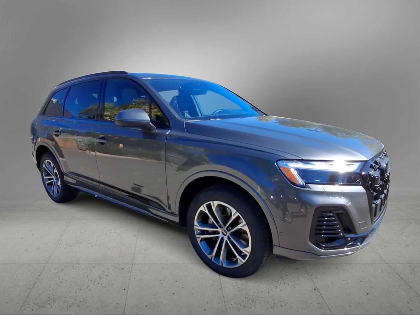 Thumbnail: 2026 Audi Q7 - 2