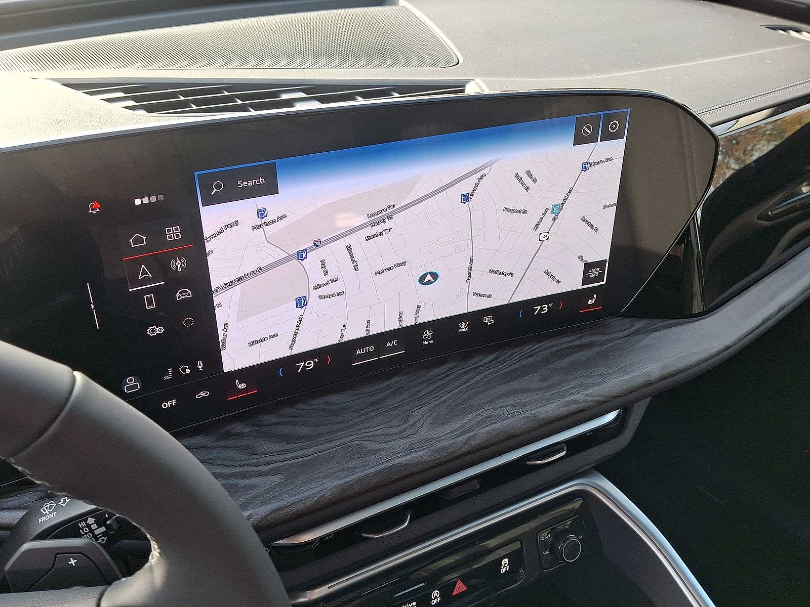 Thumbnail: 2025 Audi Q5 - 15