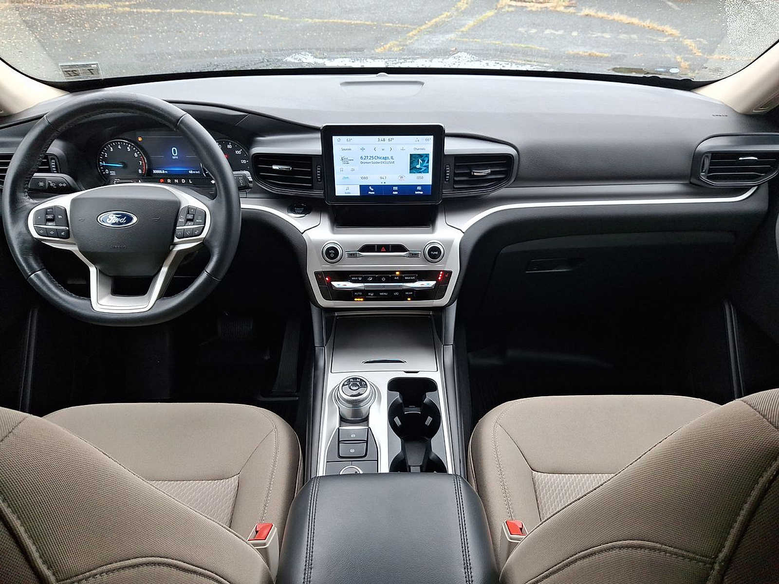 Thumbnail: 2022 Ford Explorer - 10