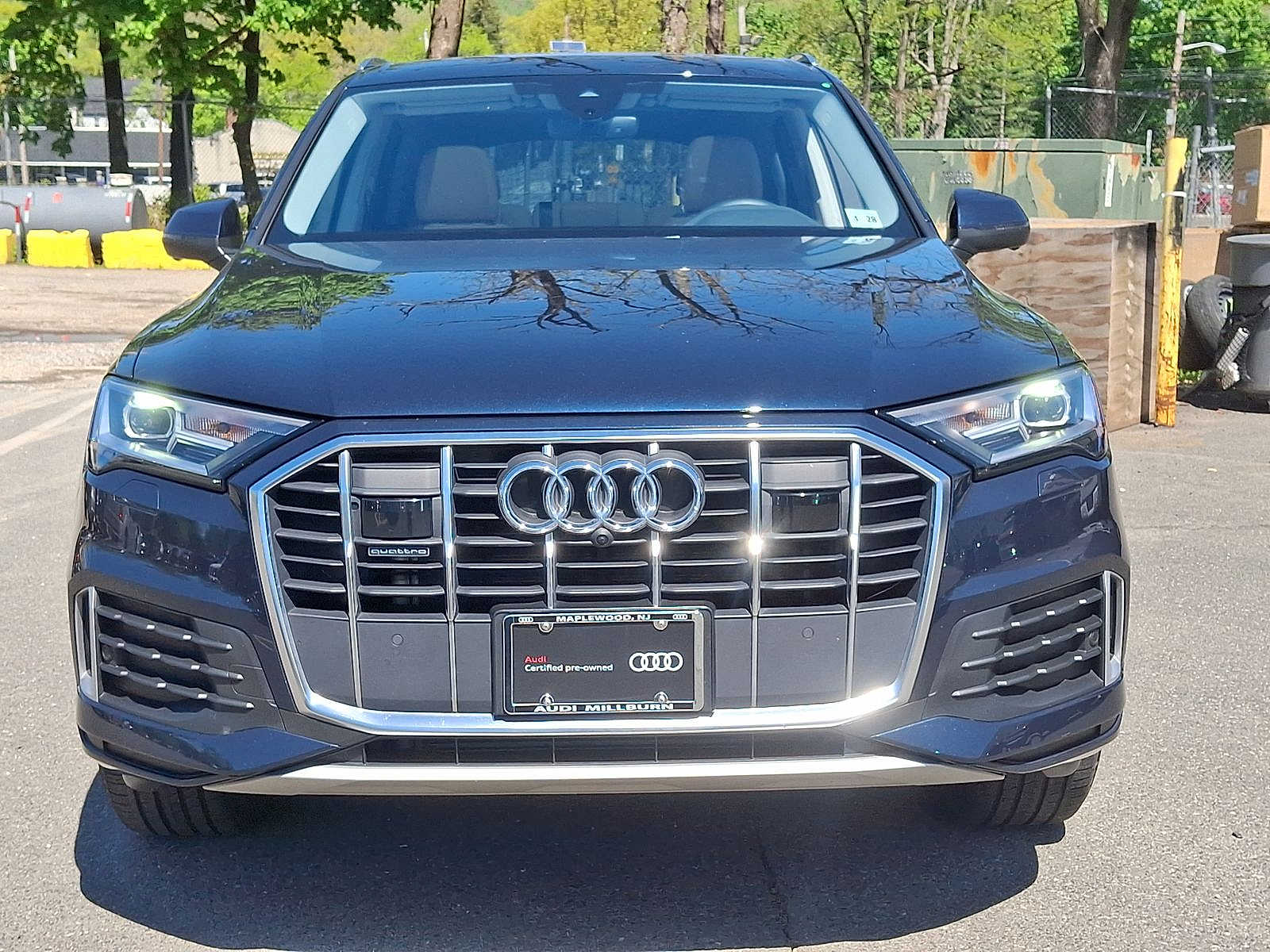 Thumbnail: 2023 Audi Q7 - 27