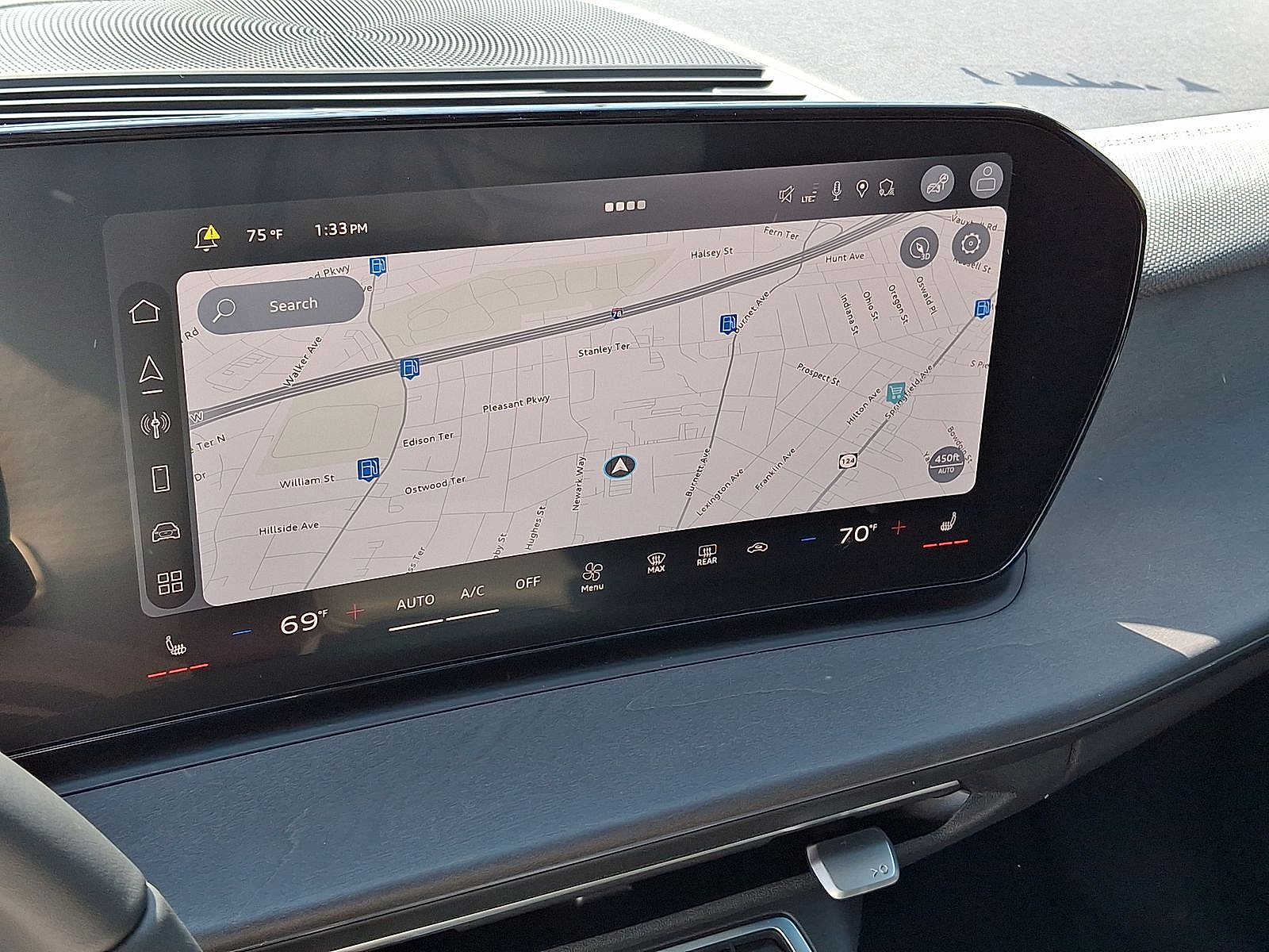 Thumbnail: 2026 Audi Q3 - 15