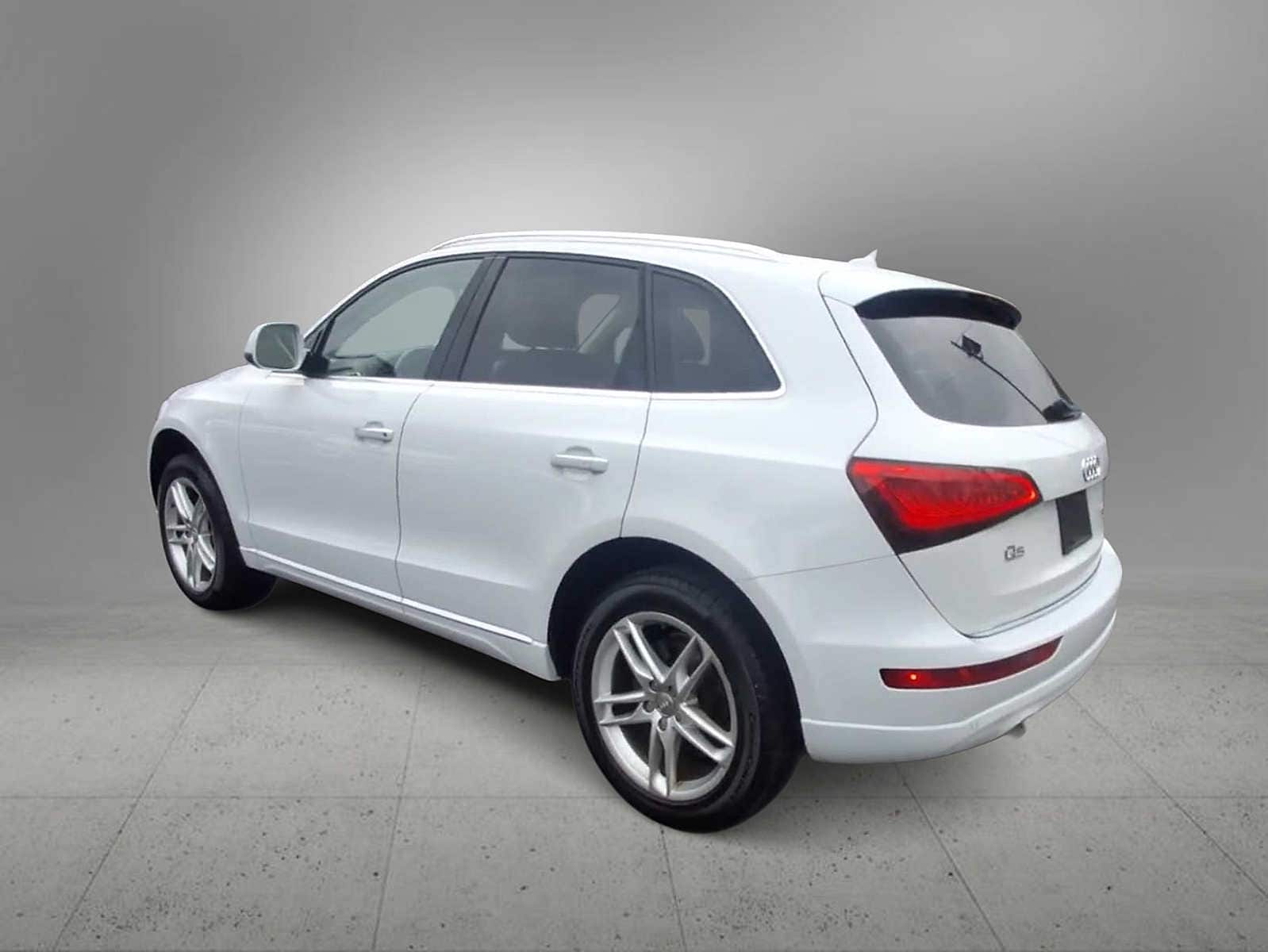 Thumbnail: 2015 Audi Q5 - 6