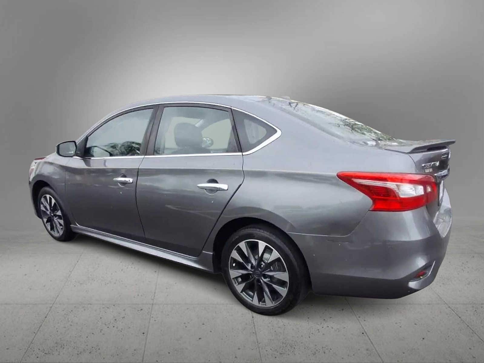 Thumbnail: 2018 Nissan Sentra - 6