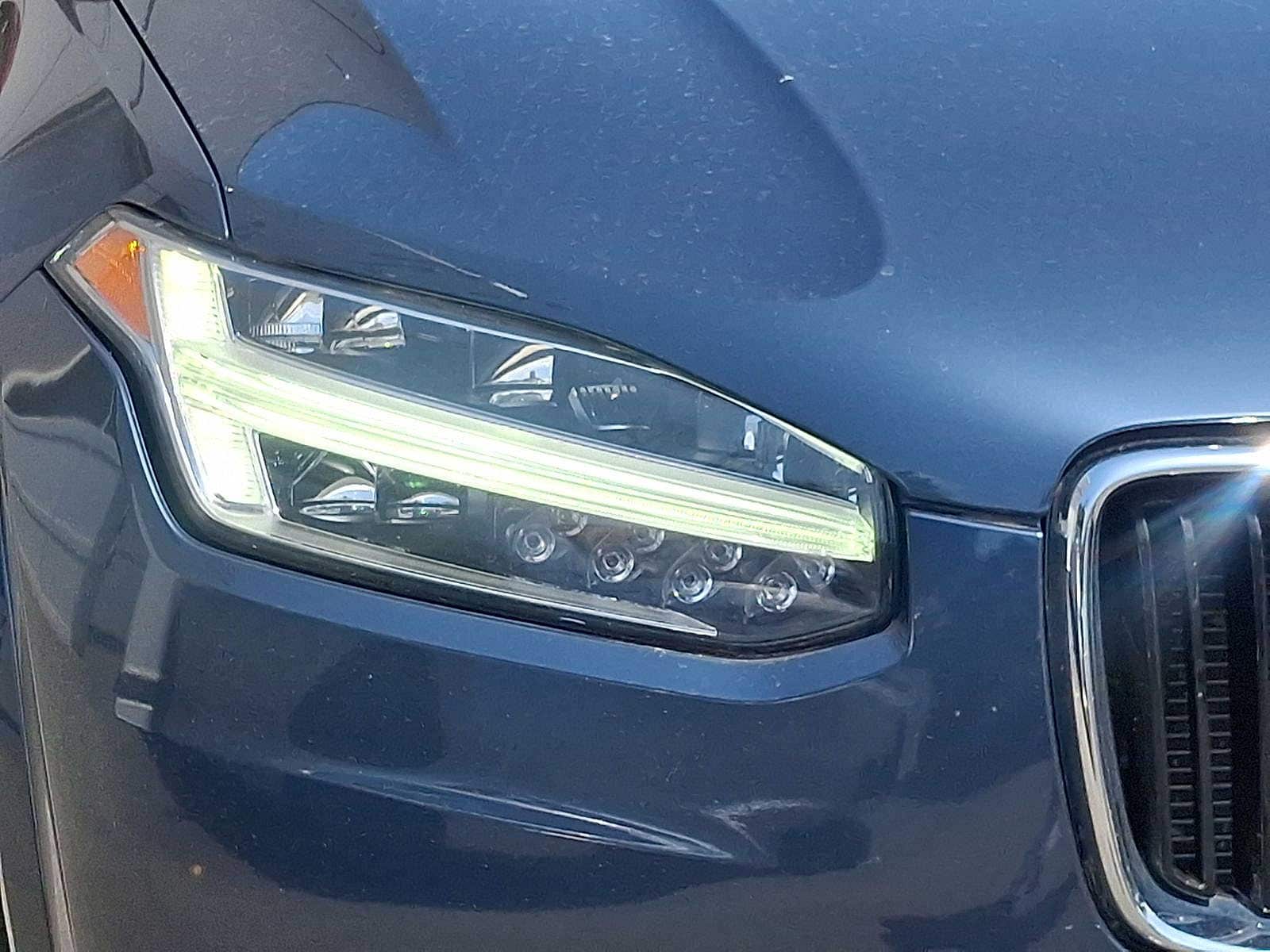 Thumbnail: 2018 Volvo XC90 - 28