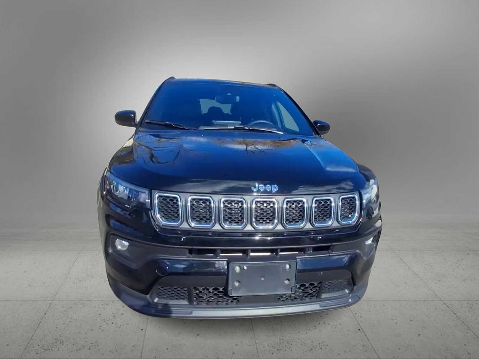 2024 Jeep Compass Latitude photo 3
