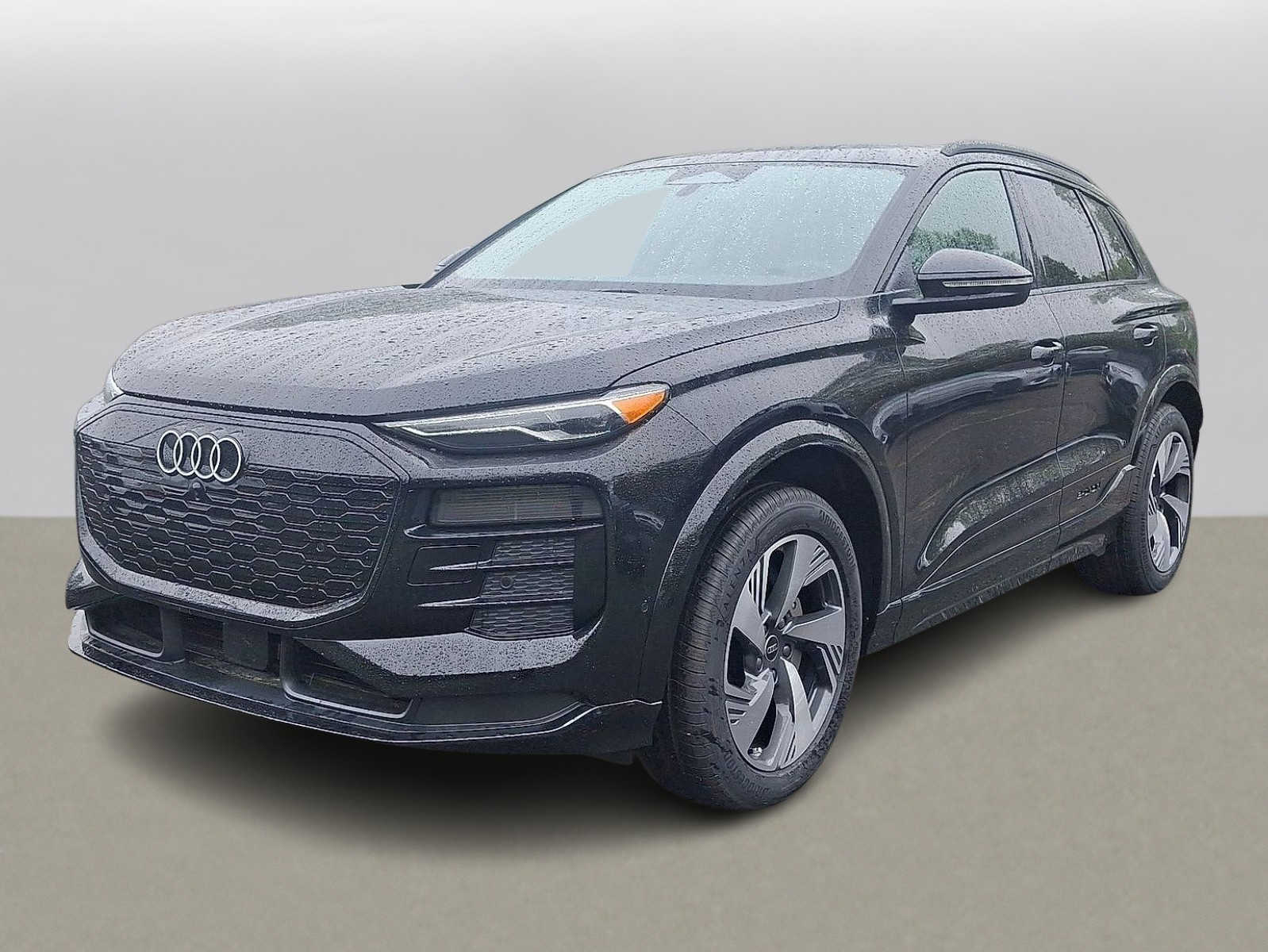 2025 Audi Q6 e-tron Premium -
                  Maplewood, NJ