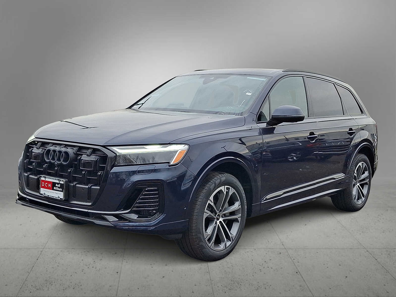Thumbnail: 2026 Audi Q7 - 1