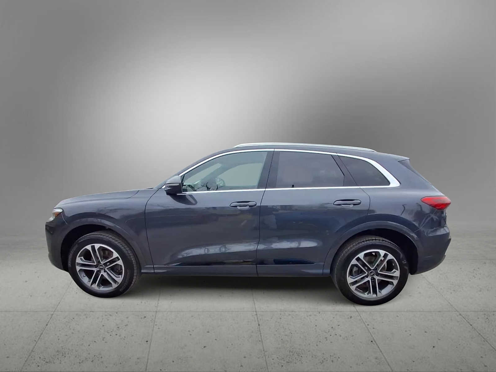 Thumbnail: 2025 Audi Q5 - 5