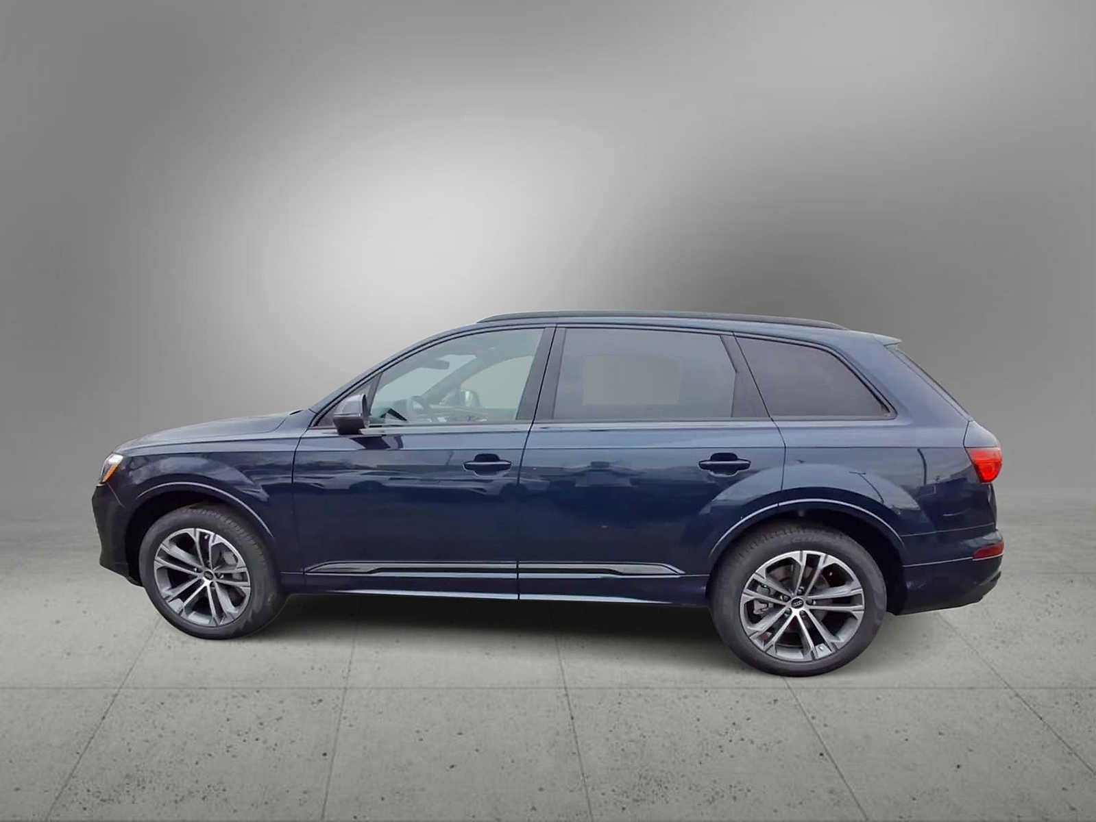 Thumbnail: 2026 Audi Q7 - 5