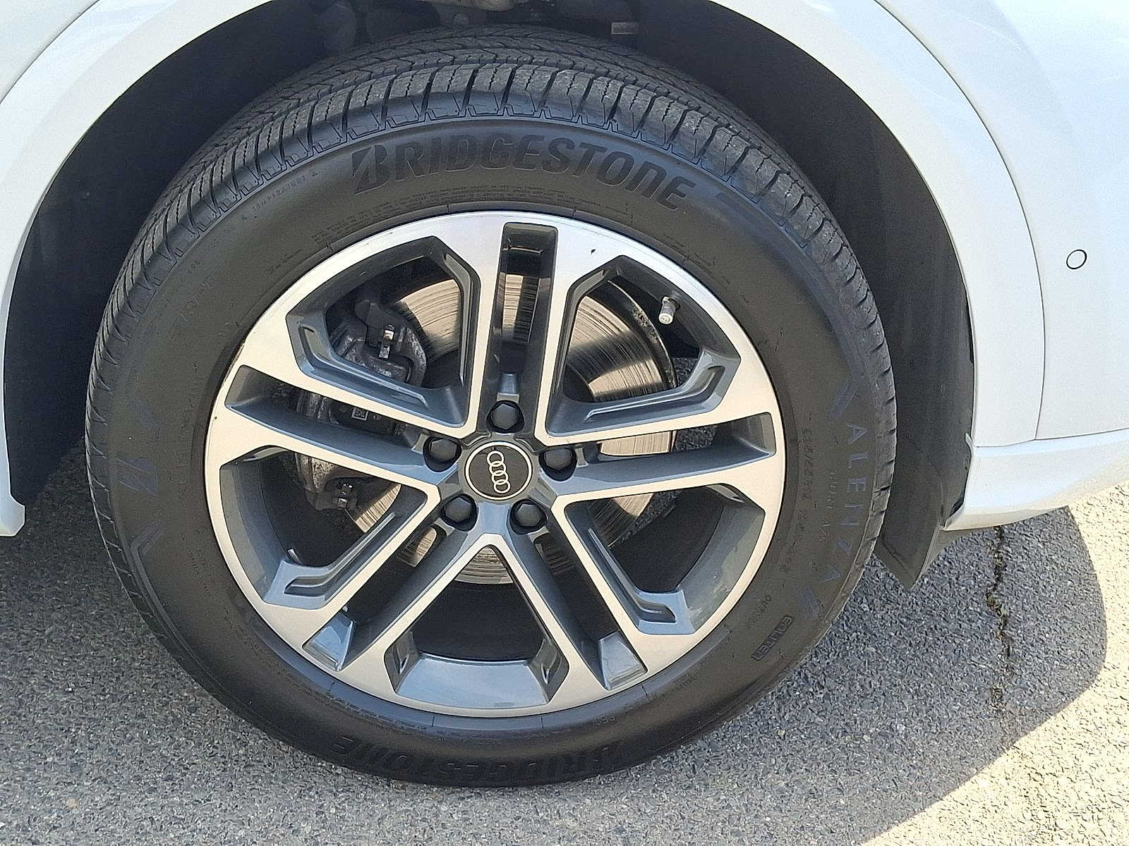 Thumbnail: 2025 Audi Q5 - 27