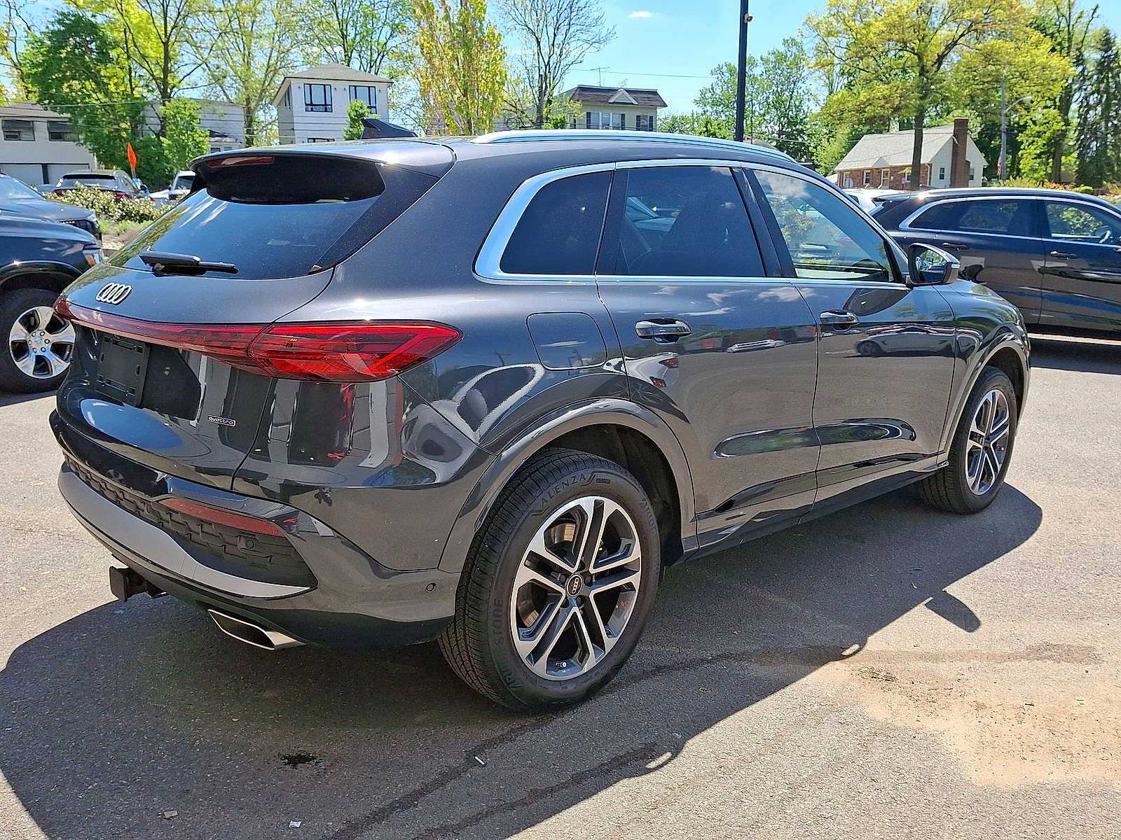Thumbnail: 2025 Audi Q5 - 25