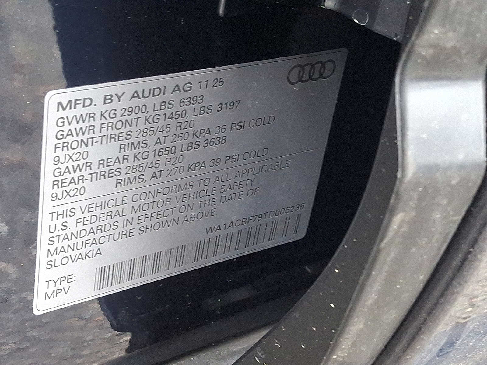 Thumbnail: 2026 Audi Q7 - 17