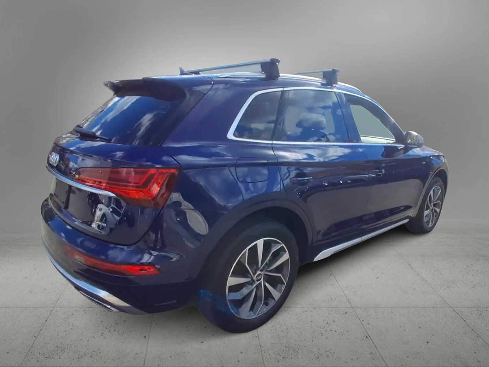 Thumbnail: 2022 Audi Q5 - 8