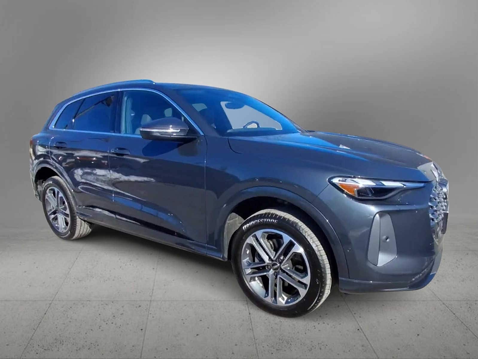 Thumbnail: 2025 Audi Q5 - 2