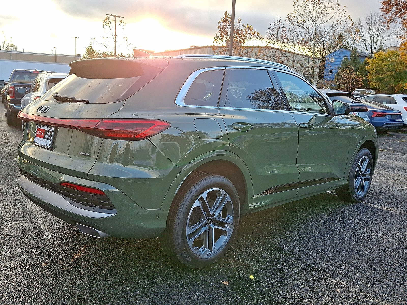 Thumbnail: 2025 Audi Q5 - 11