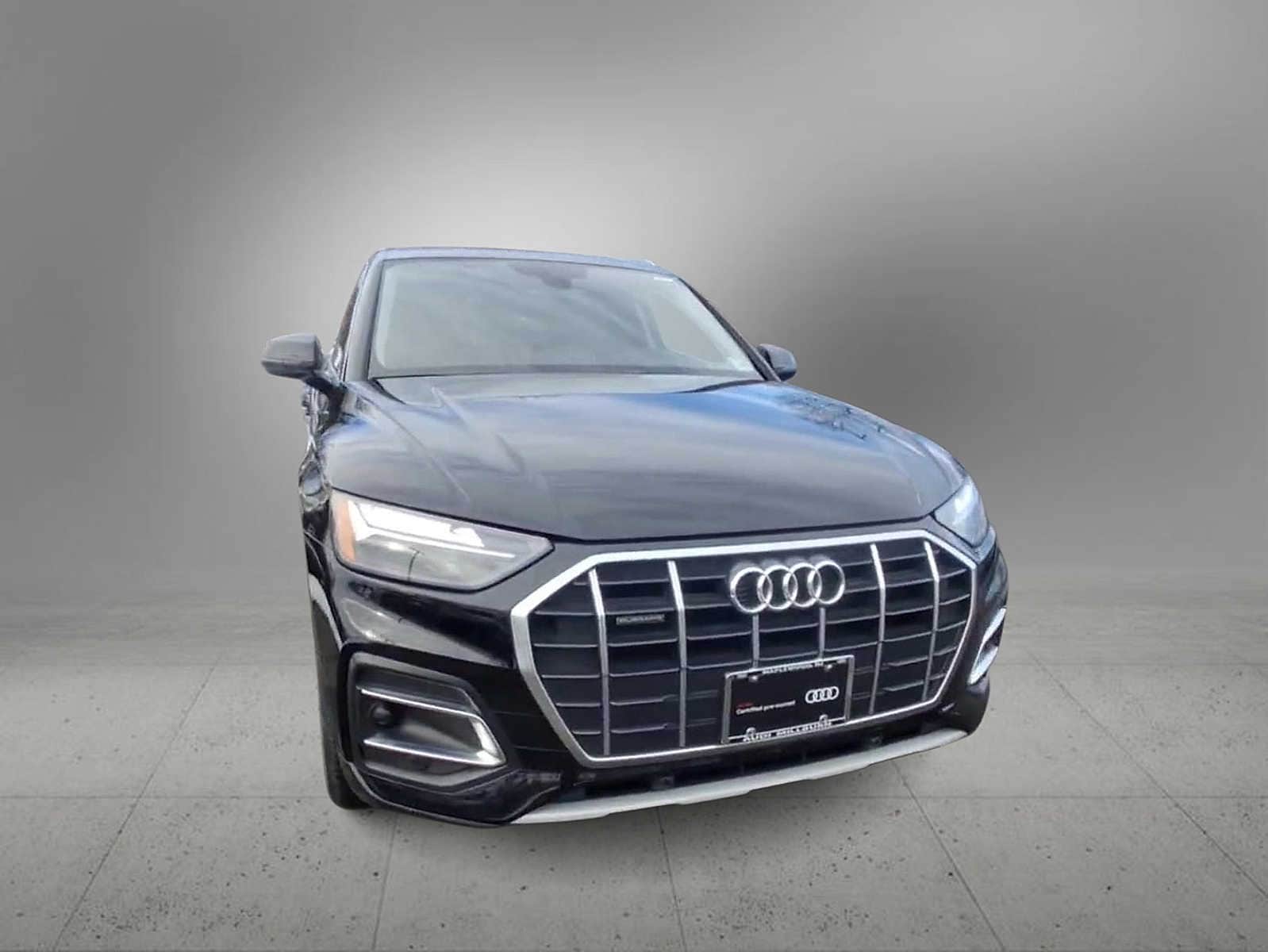 Thumbnail: 2023 Audi Q5 - 3