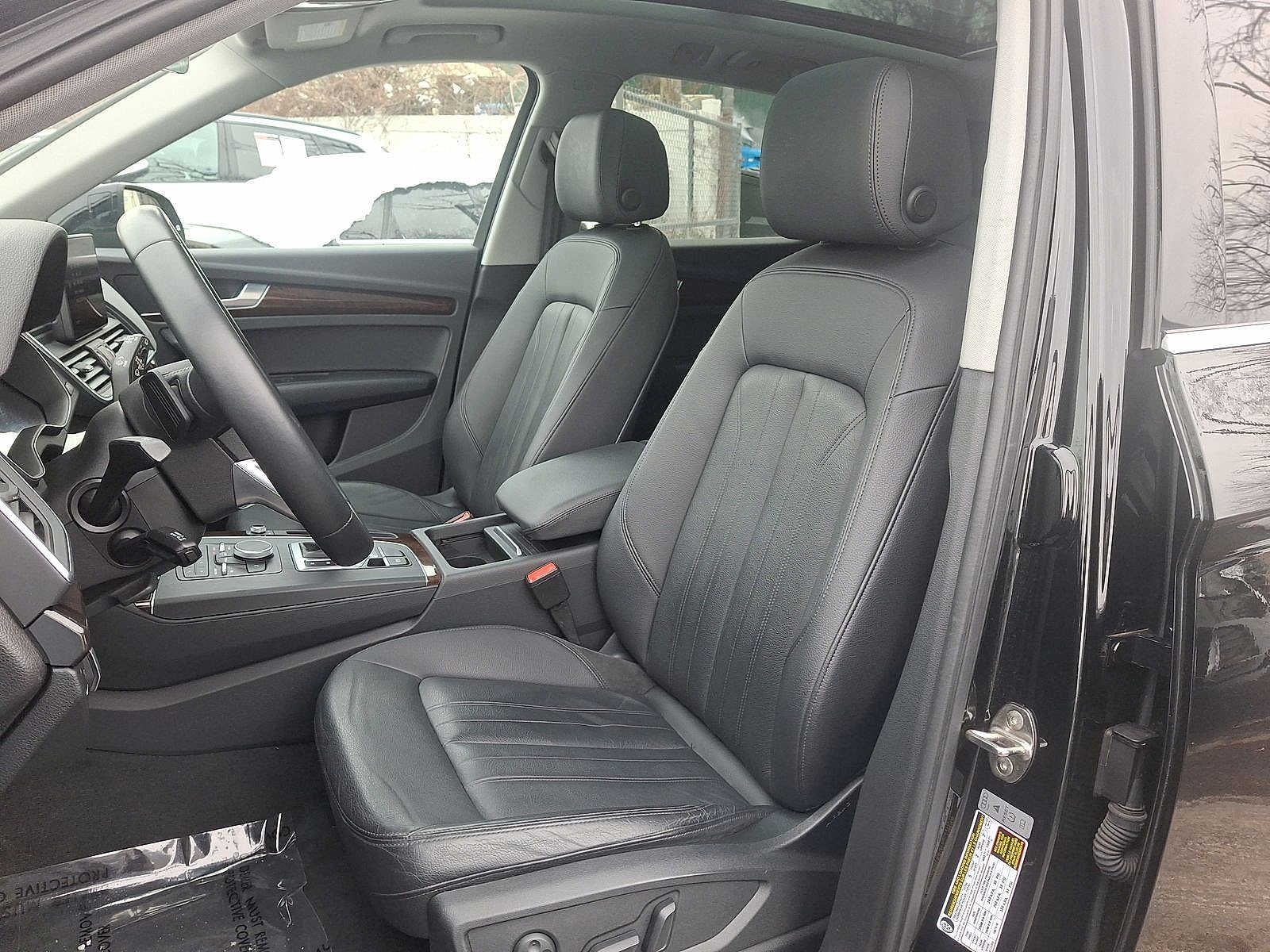 Thumbnail: 2020 Audi Q5 - 11