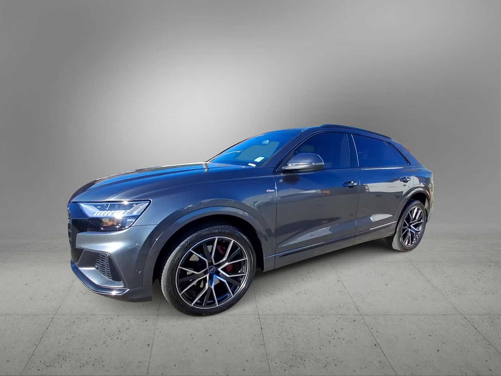 Thumbnail: 2021 Audi Q8 - 4