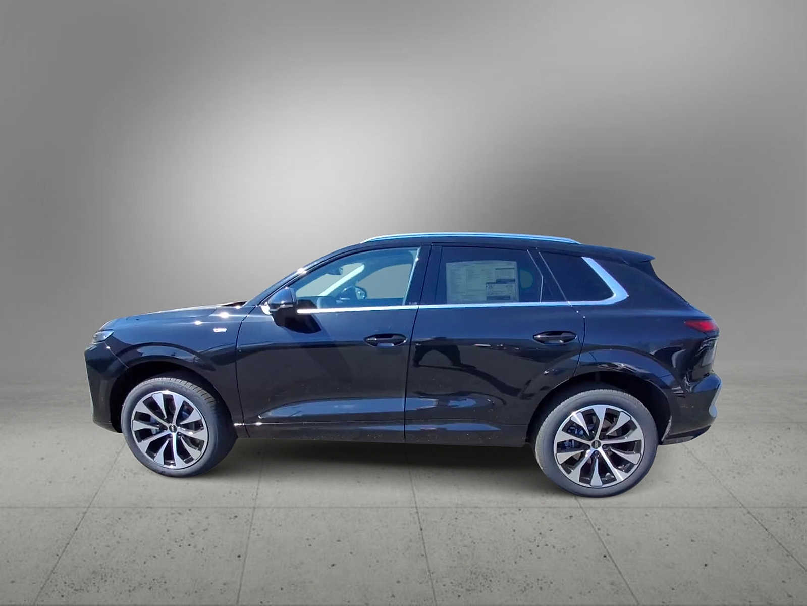 Thumbnail: 2026 Audi Q3 - 5