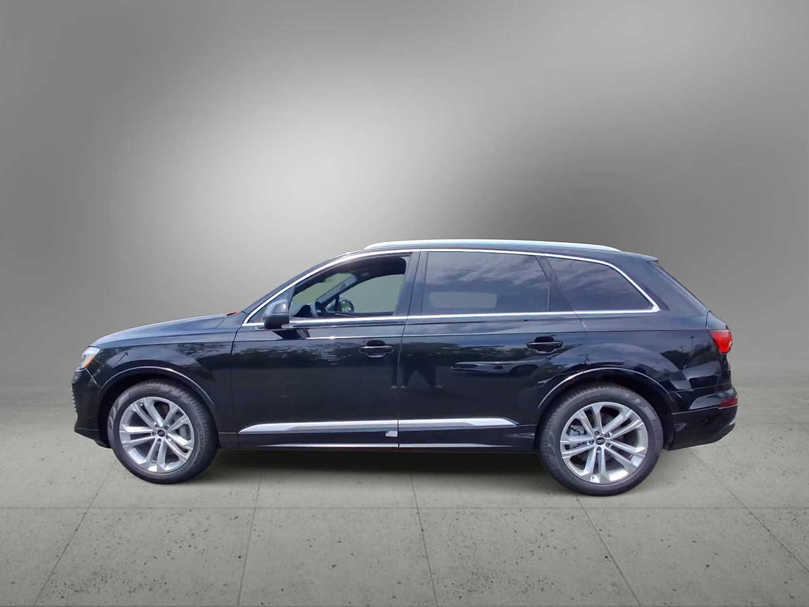 Thumbnail: 2026 Audi Q7 - 5