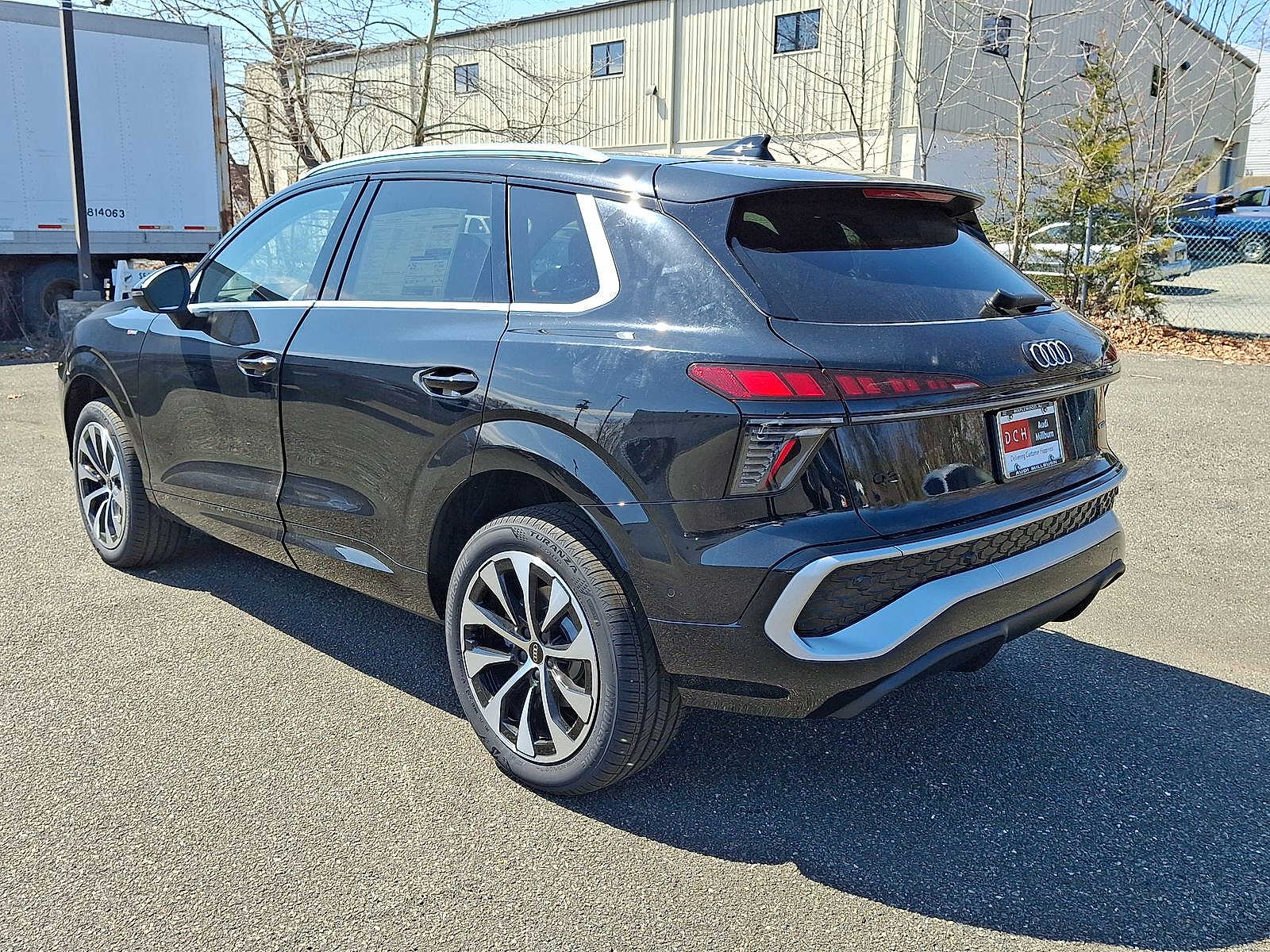 Thumbnail: 2026 Audi Q3 - 12